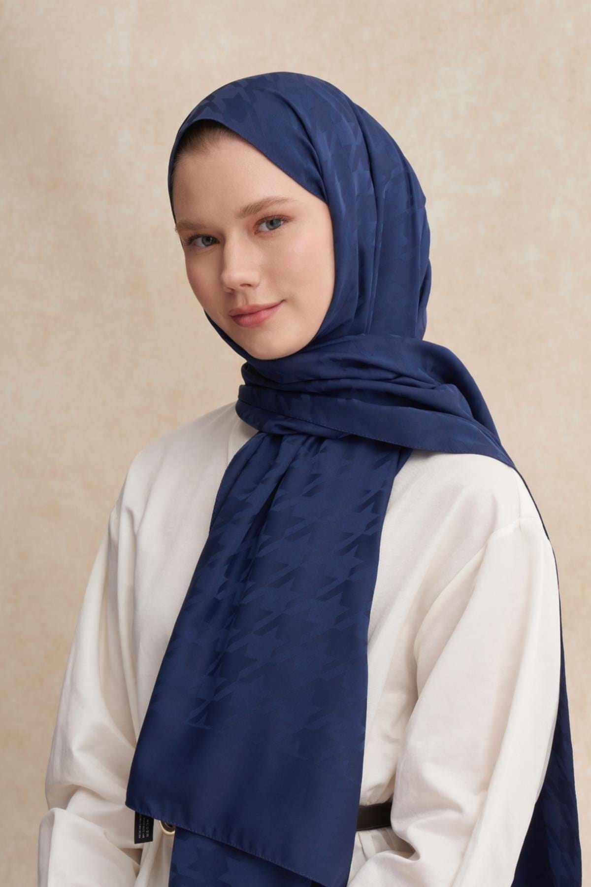 Houndstooth Pattern Cotton Silk Scarf Dark Navy