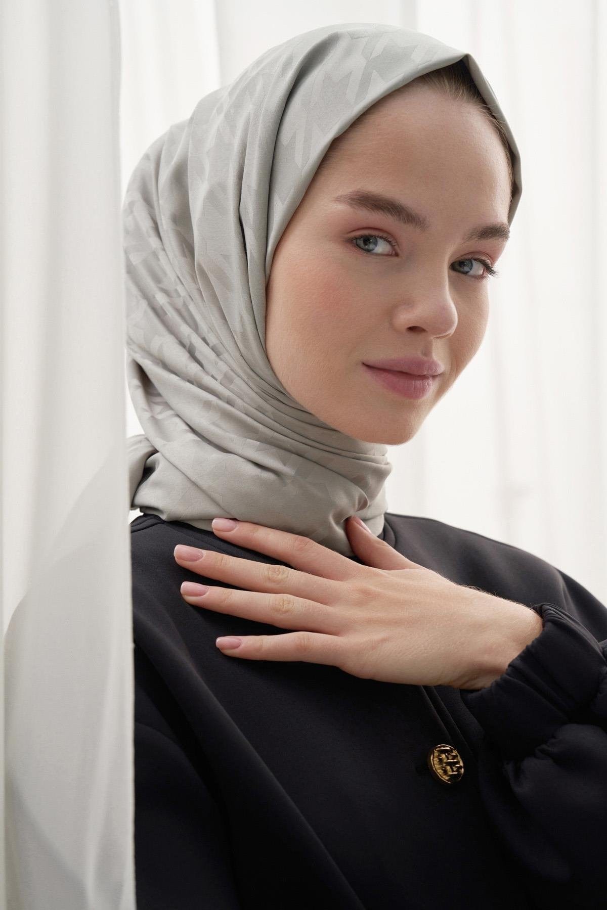 Houndstooth Pattern Cotton Silk Scarf Light Gray