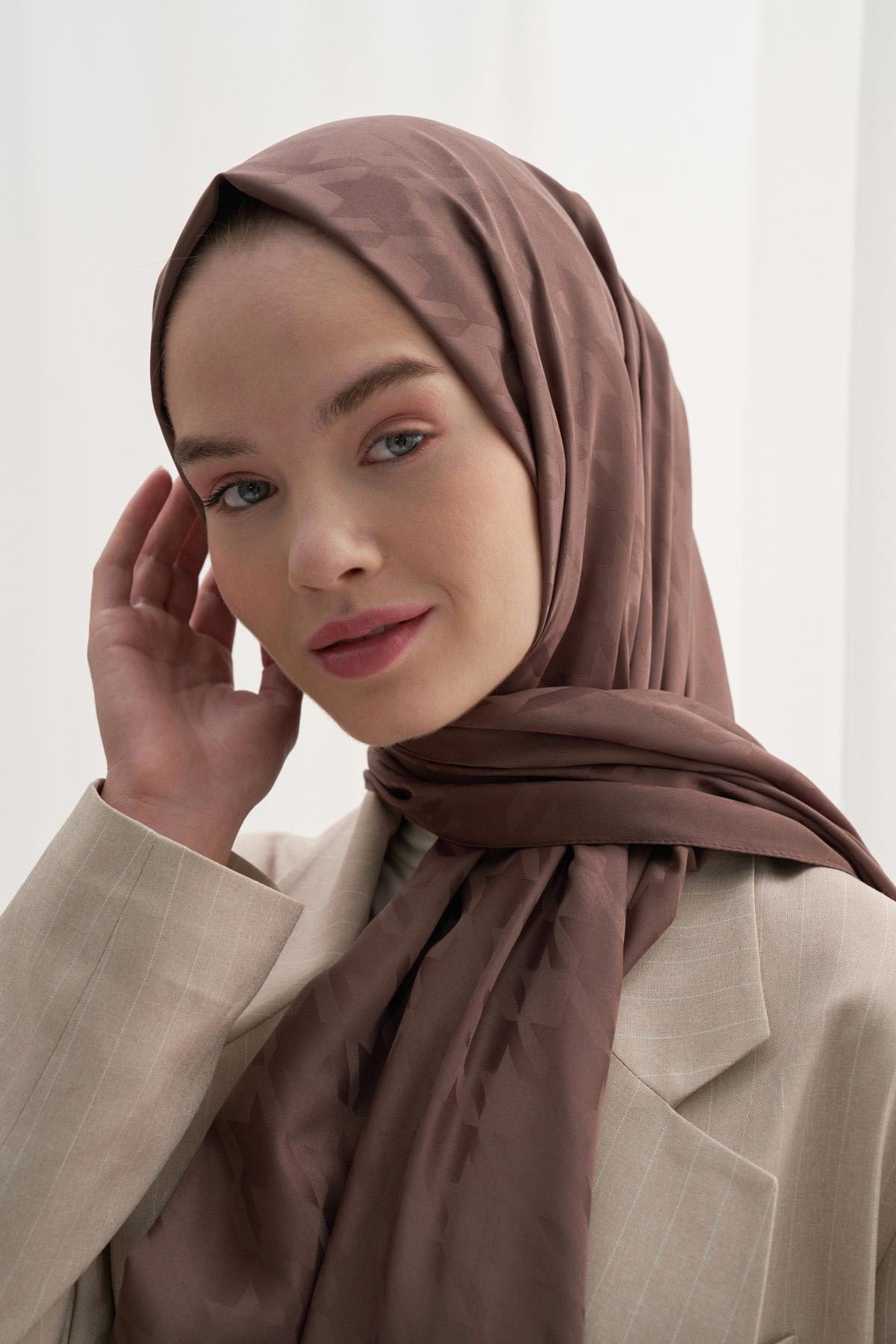 Houndstooth Pattern Cotton Silk Scarf Soft Brown