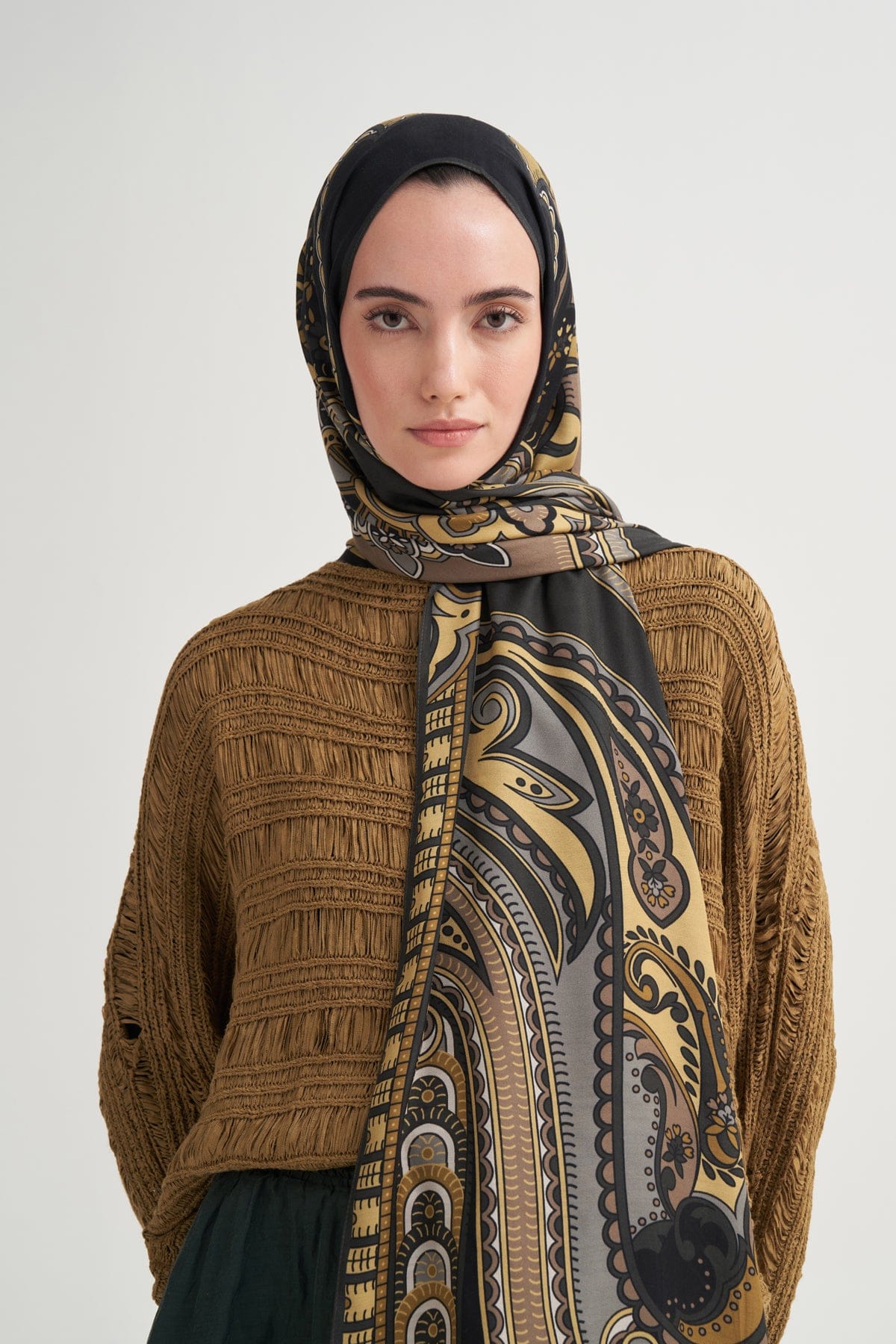 Lavinia Incira Viscose Scarf Gold