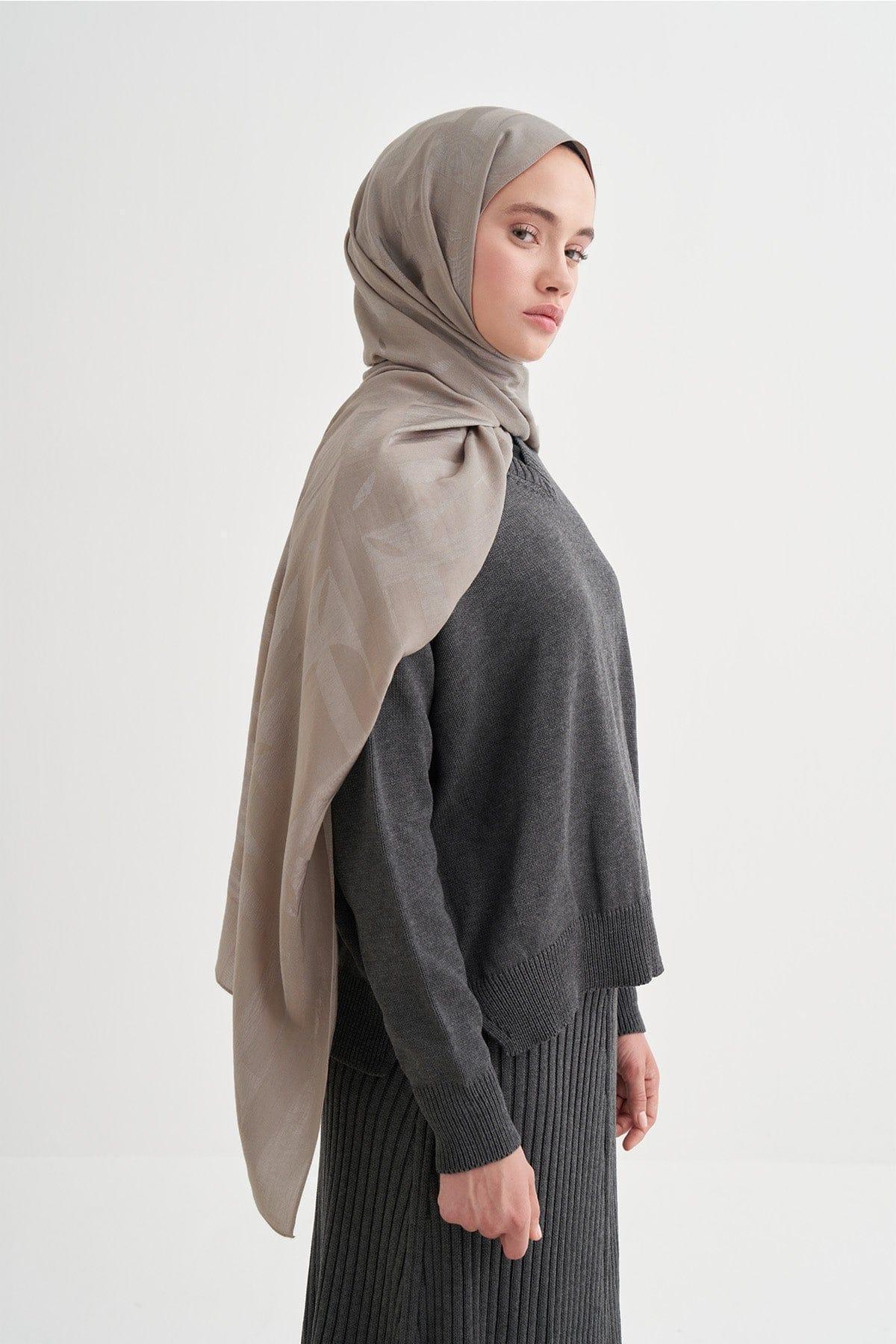 liora-geometric-pattern-cotton-scarf-ash-grey-5110 - Carell Hijab