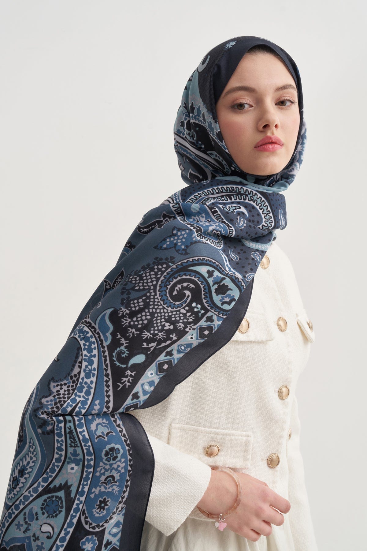 Liora Nilla Cotton Scarf Deep Blue