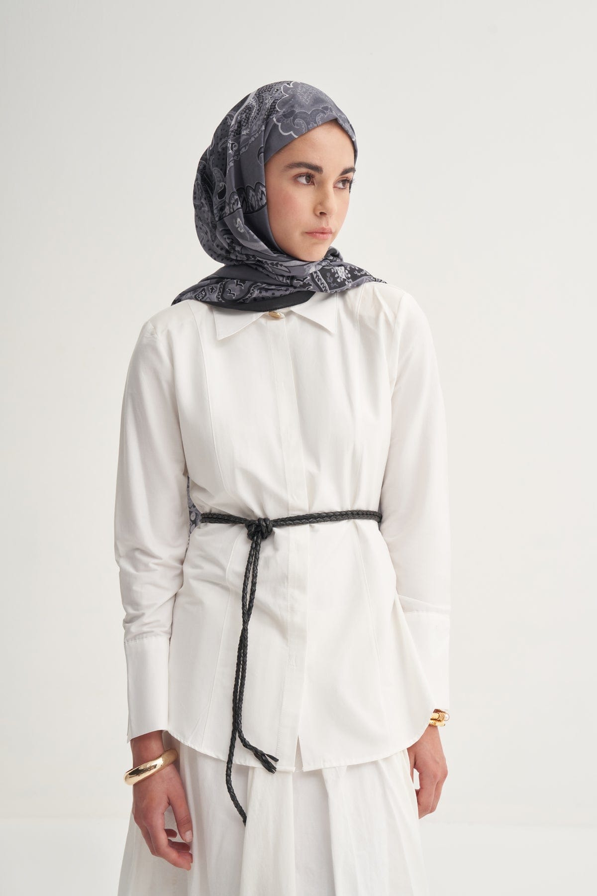 liora-nilla-cotton-scarf-gray-3341.jpg