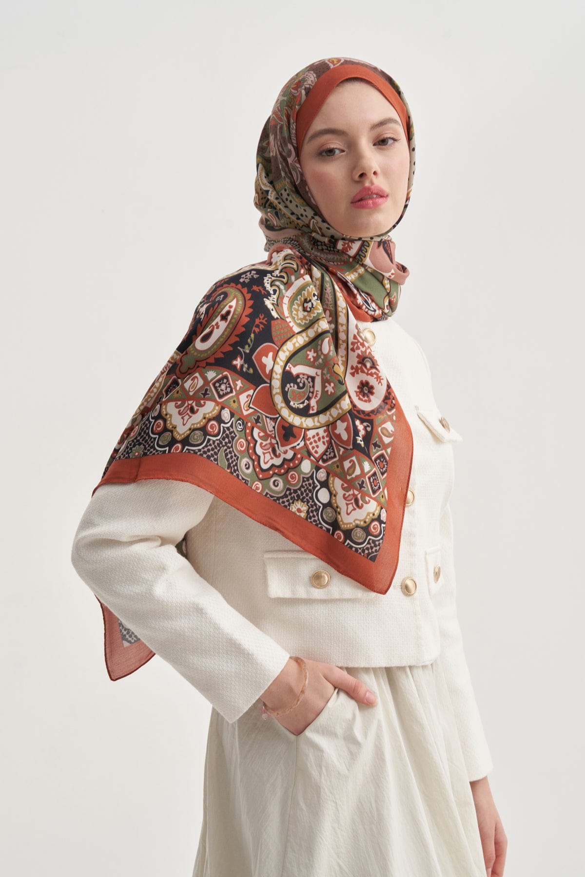 liora-nilla-cotton-scarf-tile-3345.jpg