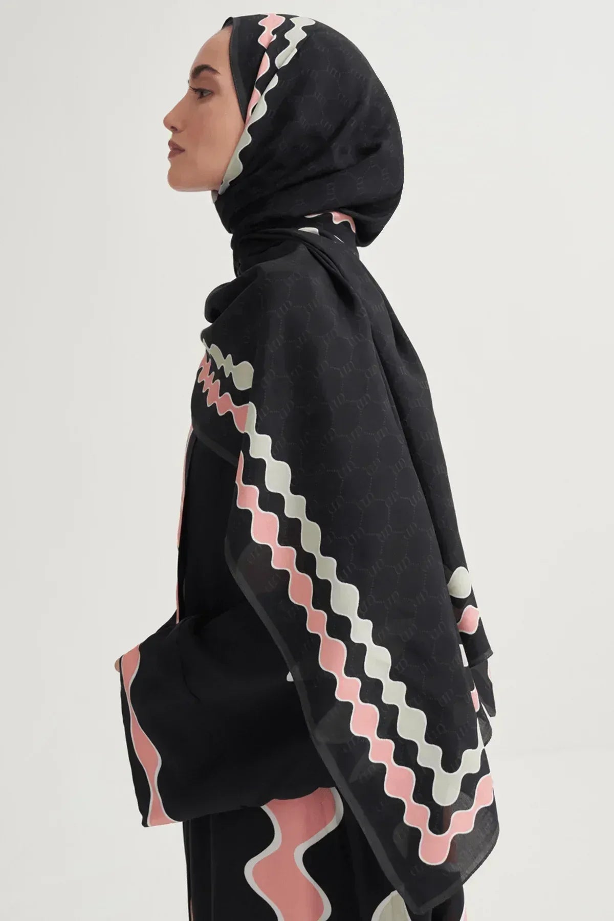 luma-monogram-viscose-scarf-black-4501 - Carell Hijab
