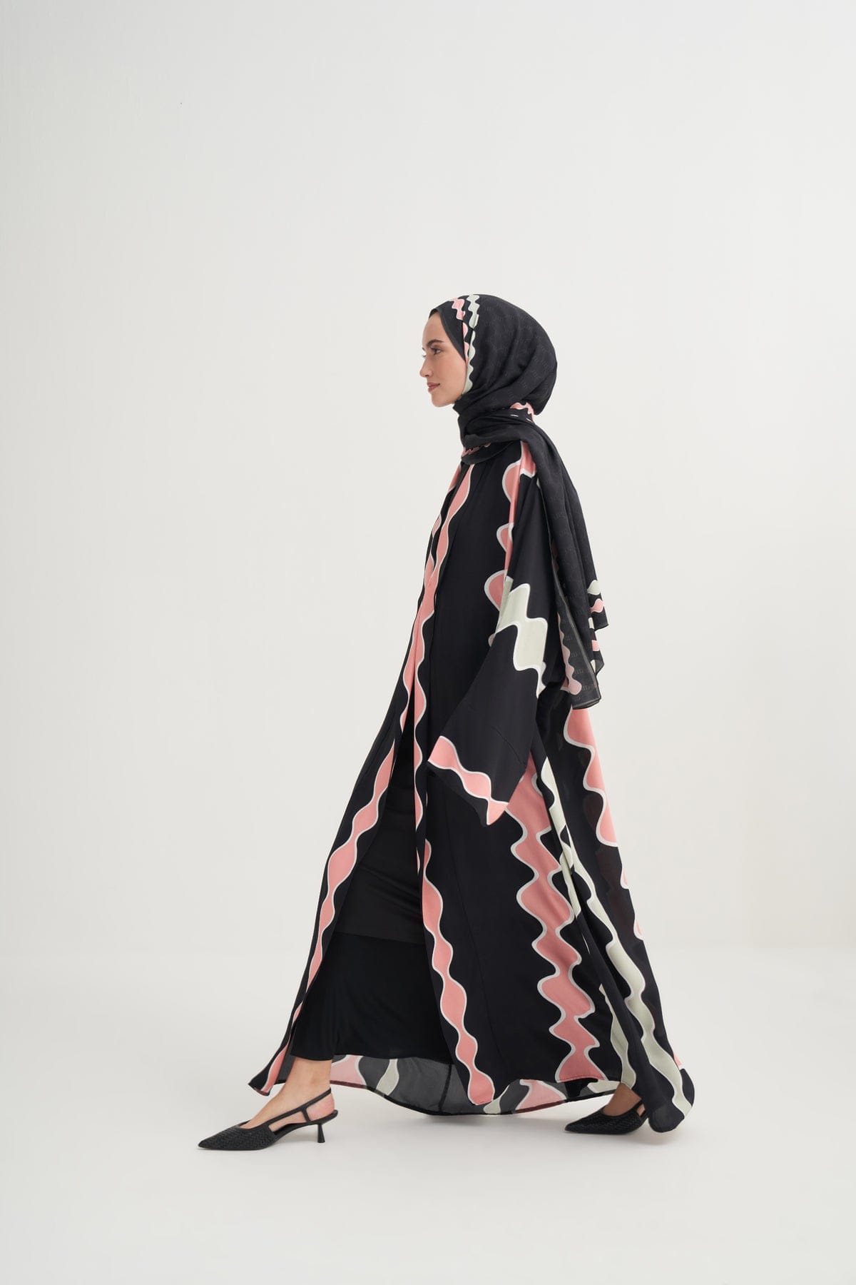 Luma Premium Viscose Abaya Black