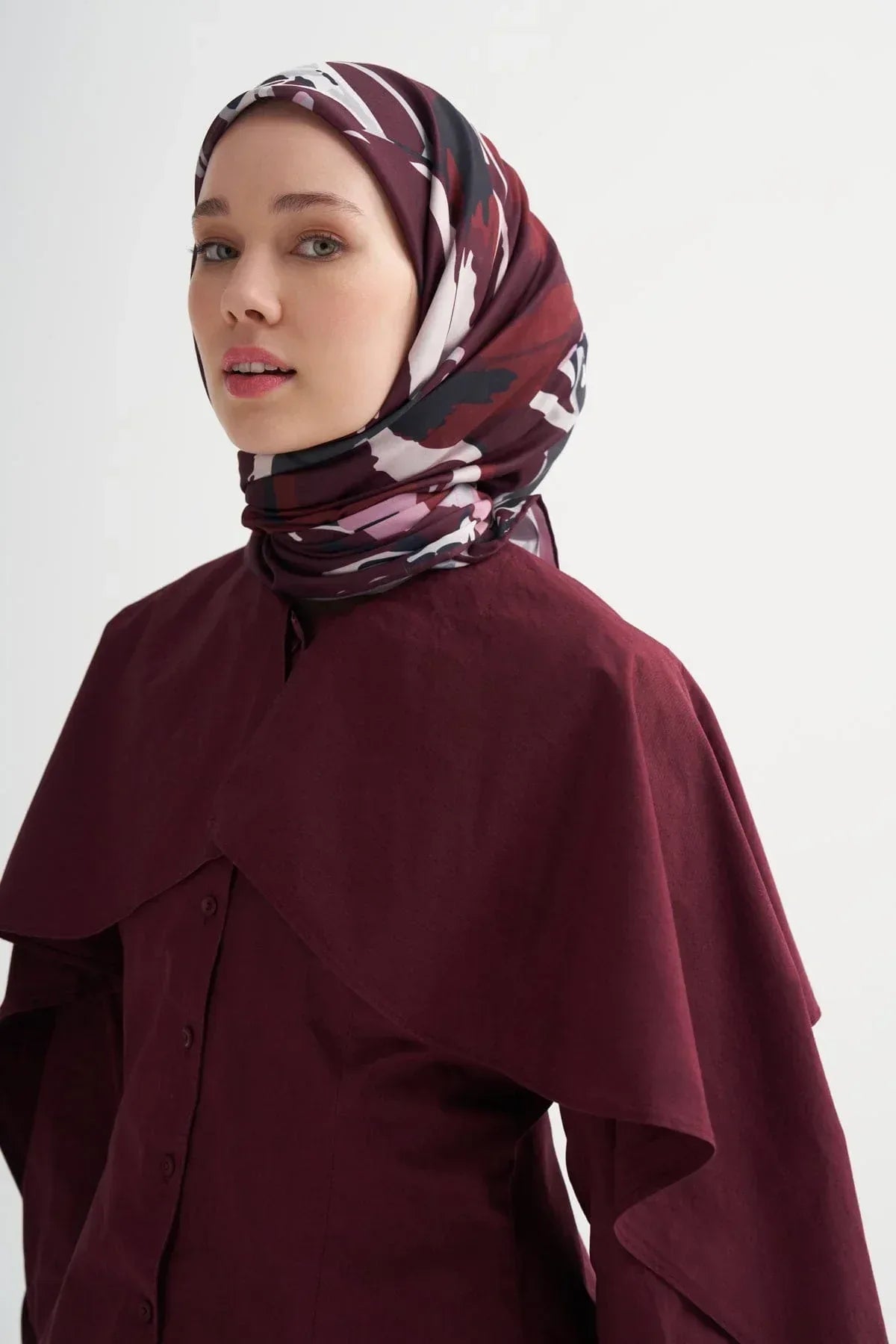 lumina-soft-scarf-plum-5000 - Carell Hijab