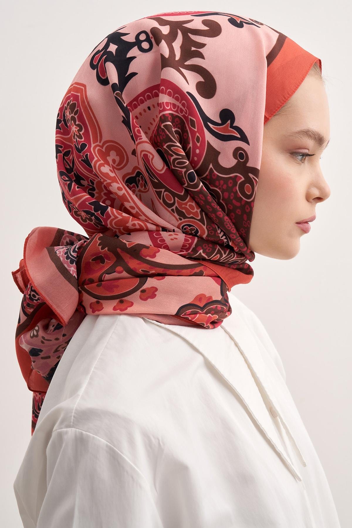 Lune Vela Viscose Scarf Coral