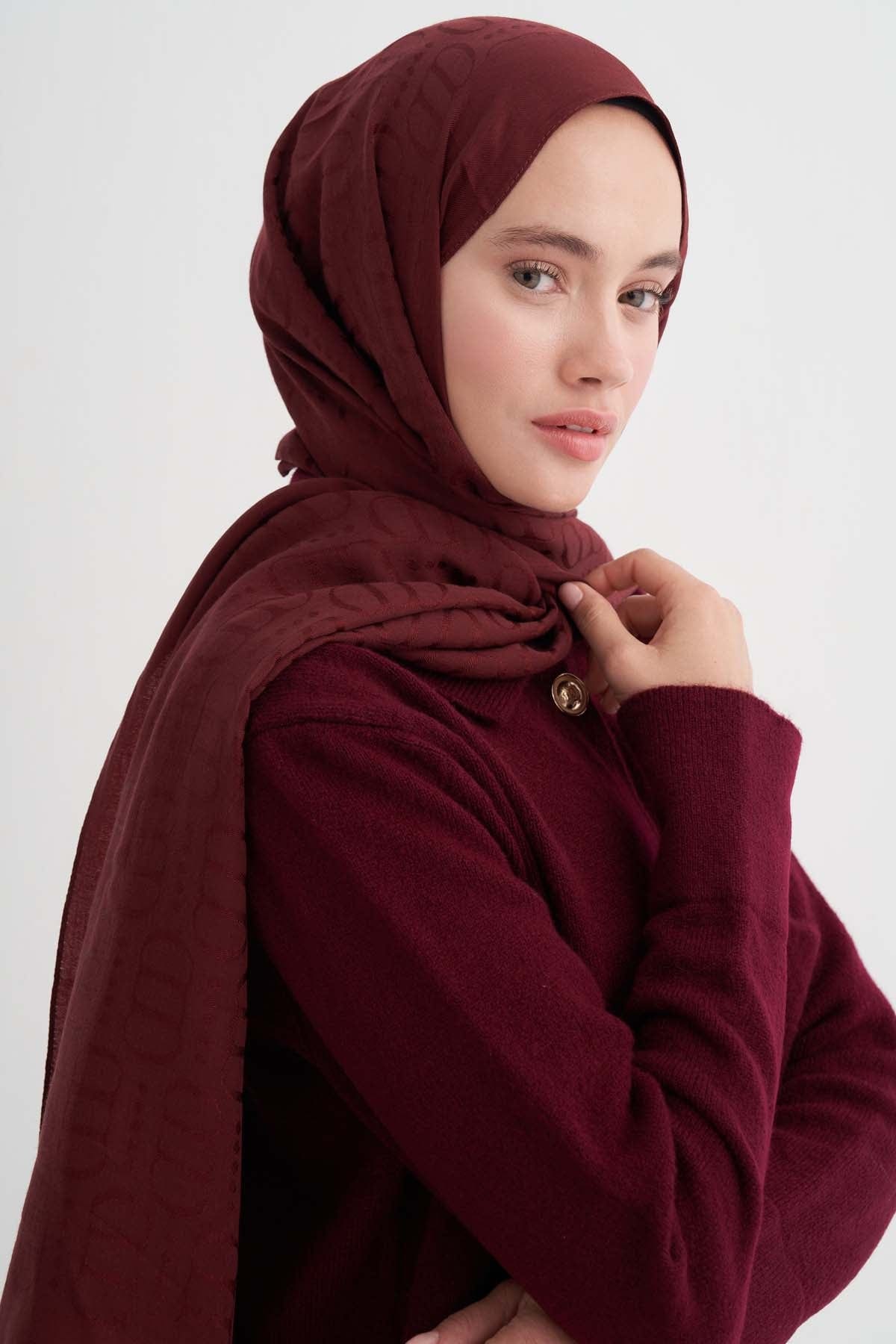 luxe-pattern-liora-cotton-scarf-burgundy-3732.jpg