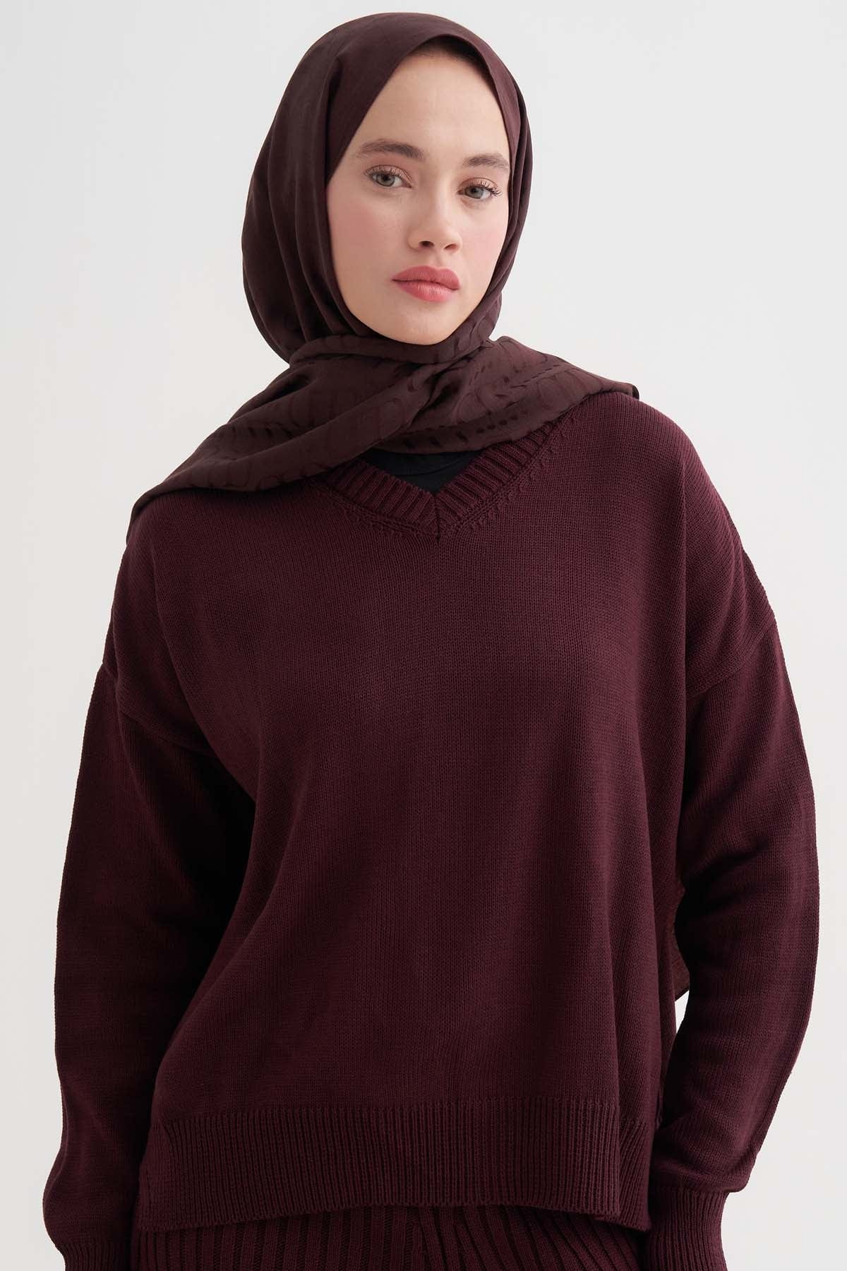 luxe-pattern-liora-cotton-scarf-damson-3707.jpg