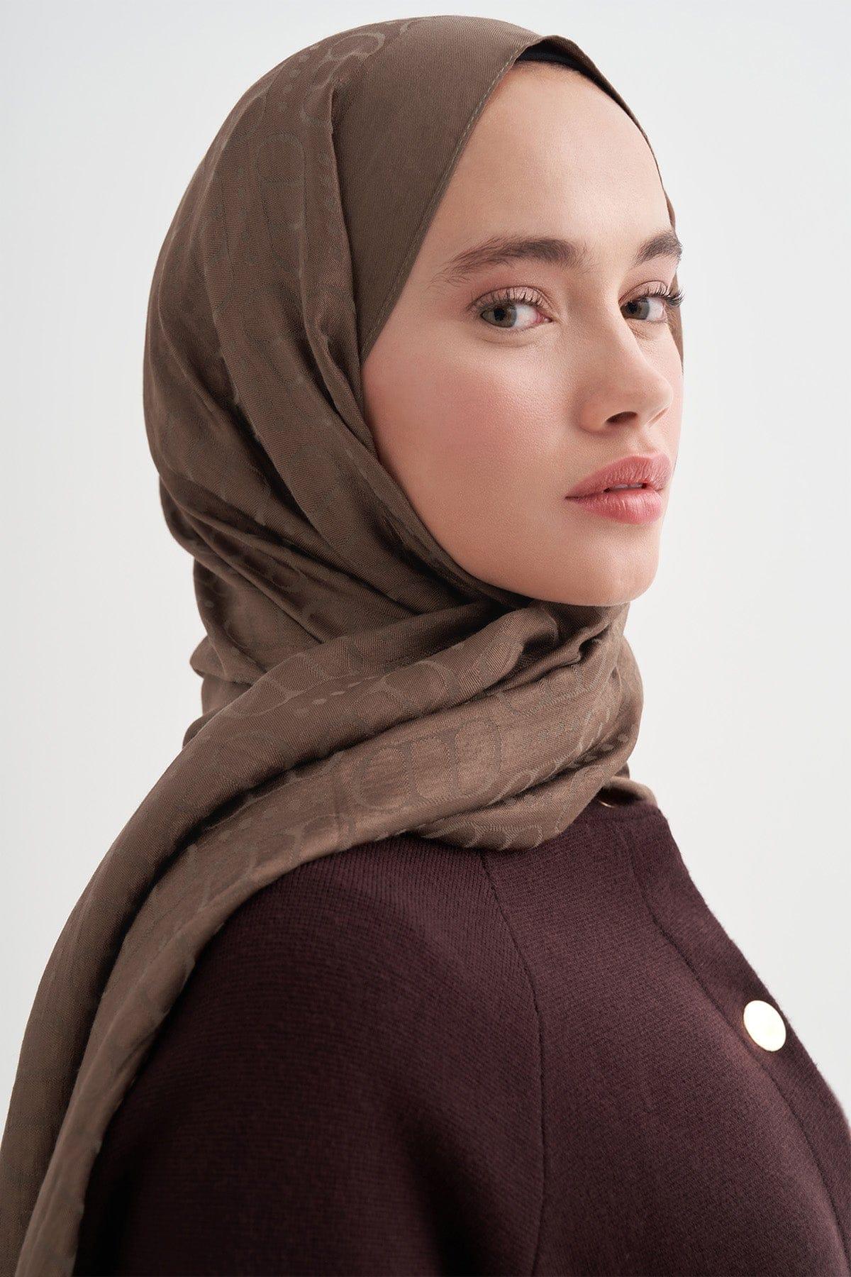 luxe-pattern-liora-cotton-shawl-mink-5459 - Carell Hijab