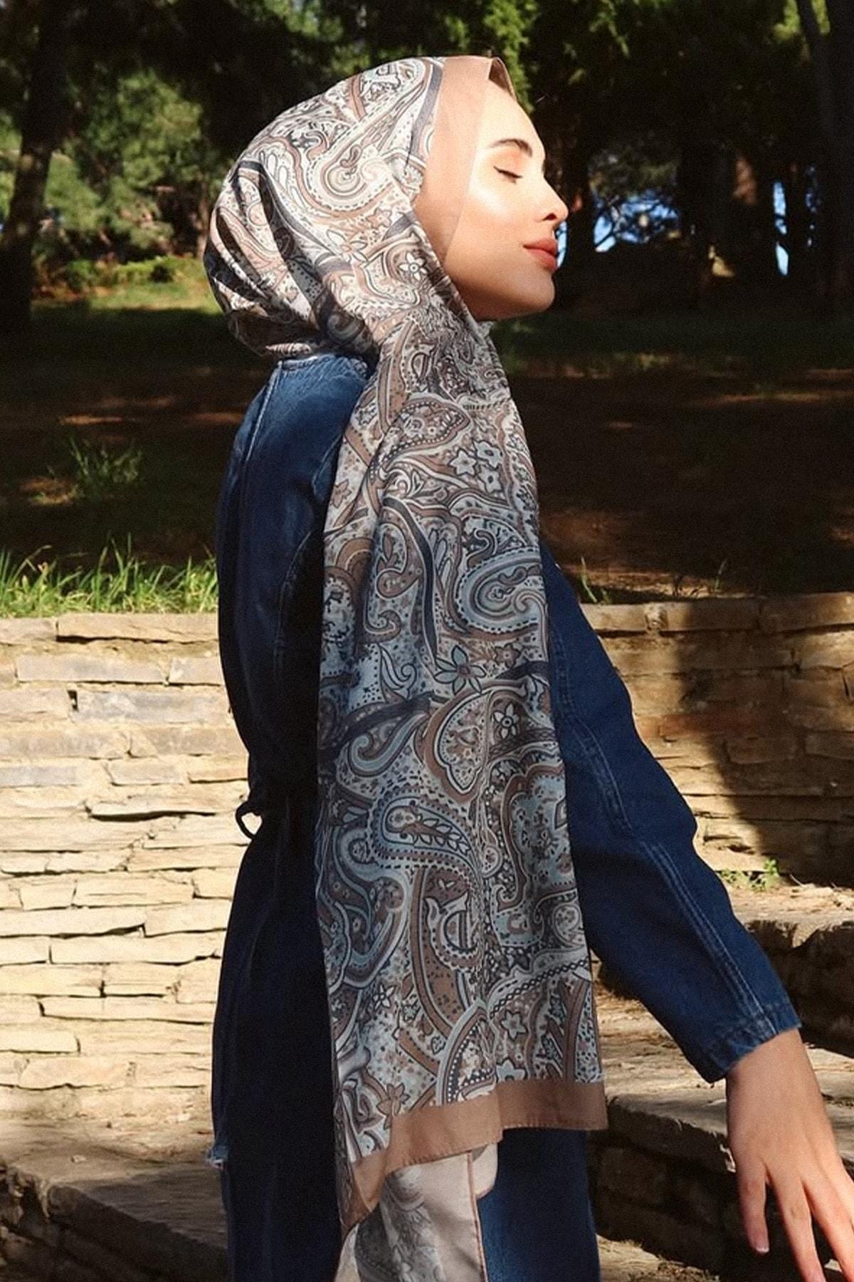 Merve Nur Akyuz's Choice: Ephesus Nilla Cotton Scarf Cream