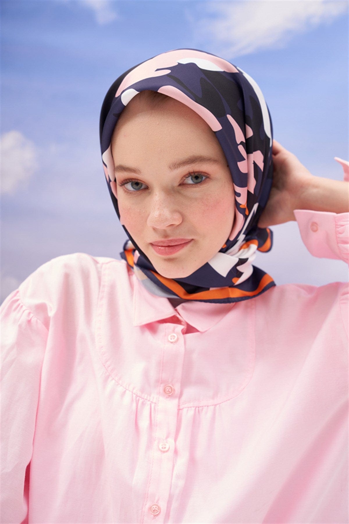 mini-flowers-pattern-twill-square-scarf-deep-blue-1339.jpg
