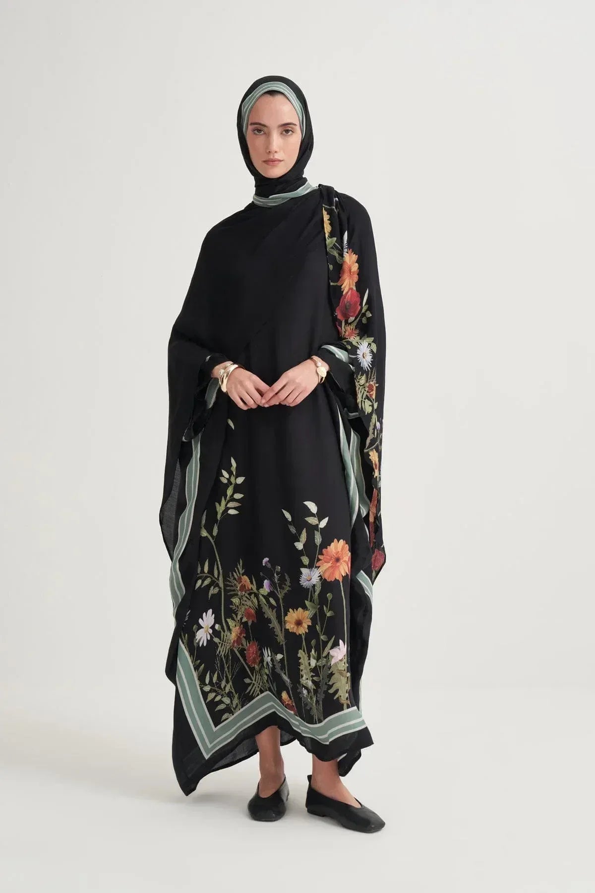 mirya-incira-viscose-kaftan-black-4423 - Carell Hijab