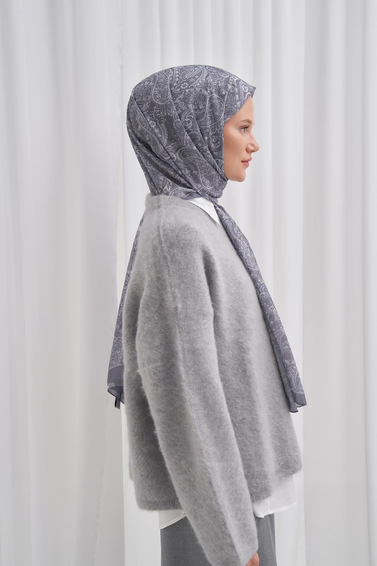 mist-nilla-cotton-scarf-gray-2109.jpg