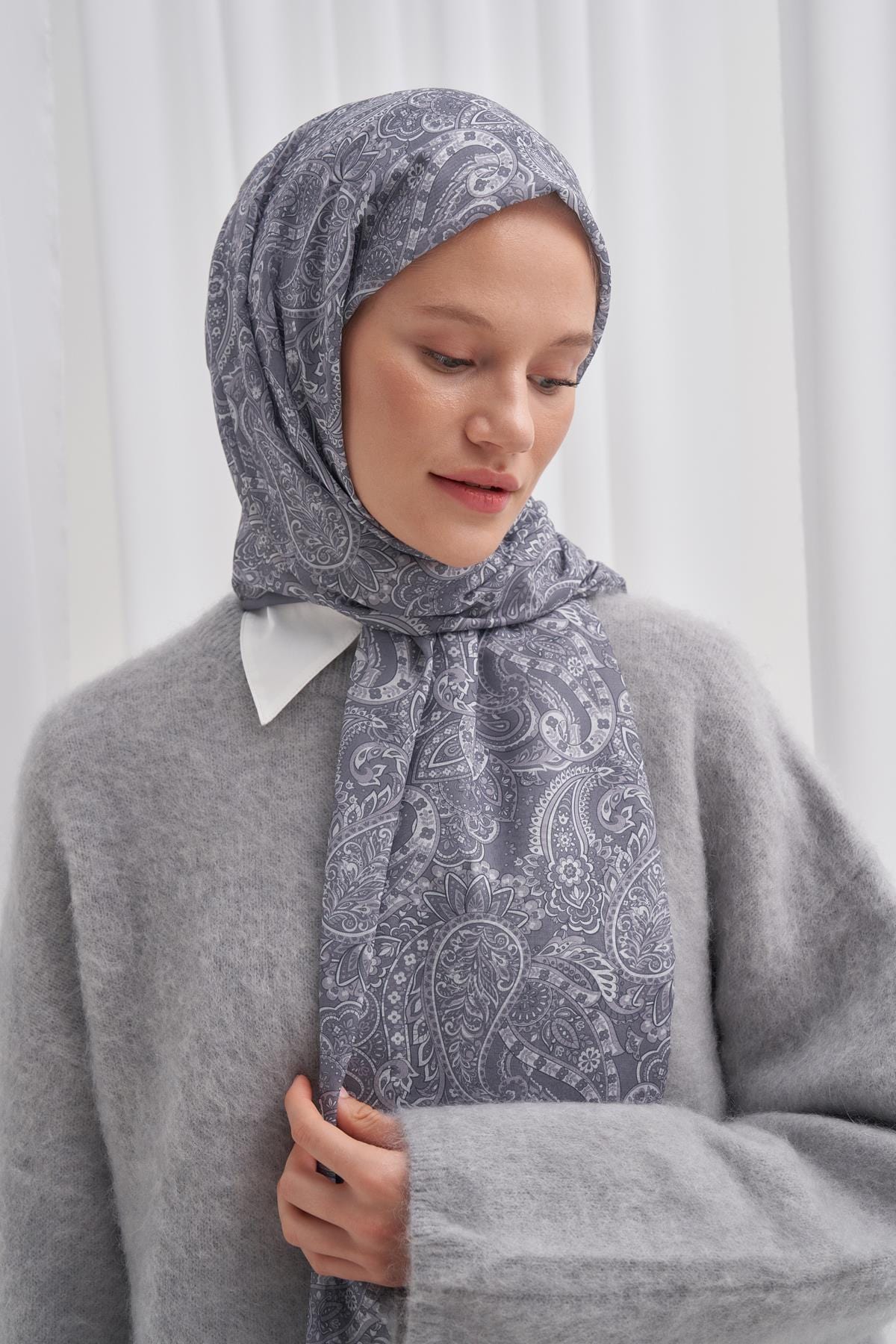 mist-nilla-cotton-scarf-gray-2111.jpg