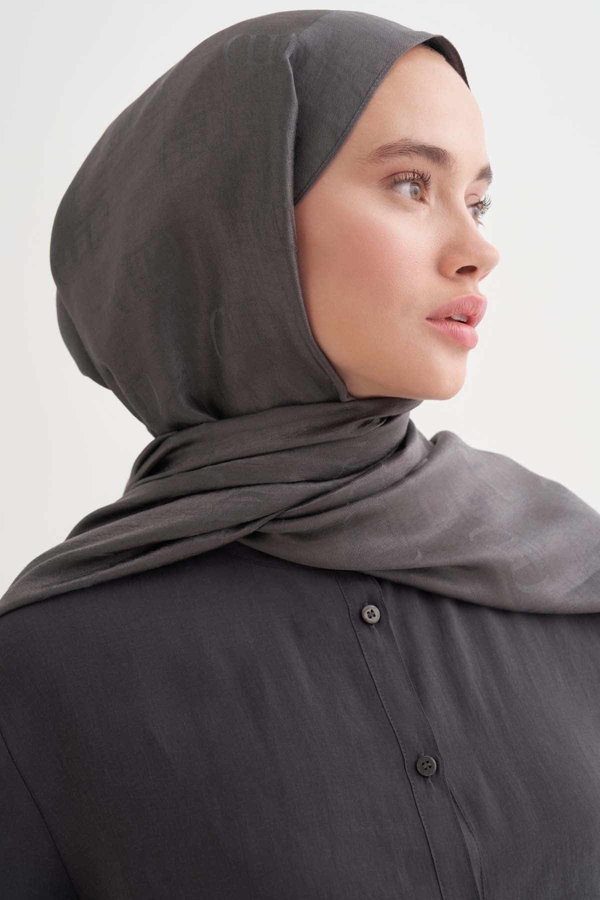 monogram-pattern-liora-cotton-scarf-anthracite-3752.jpg