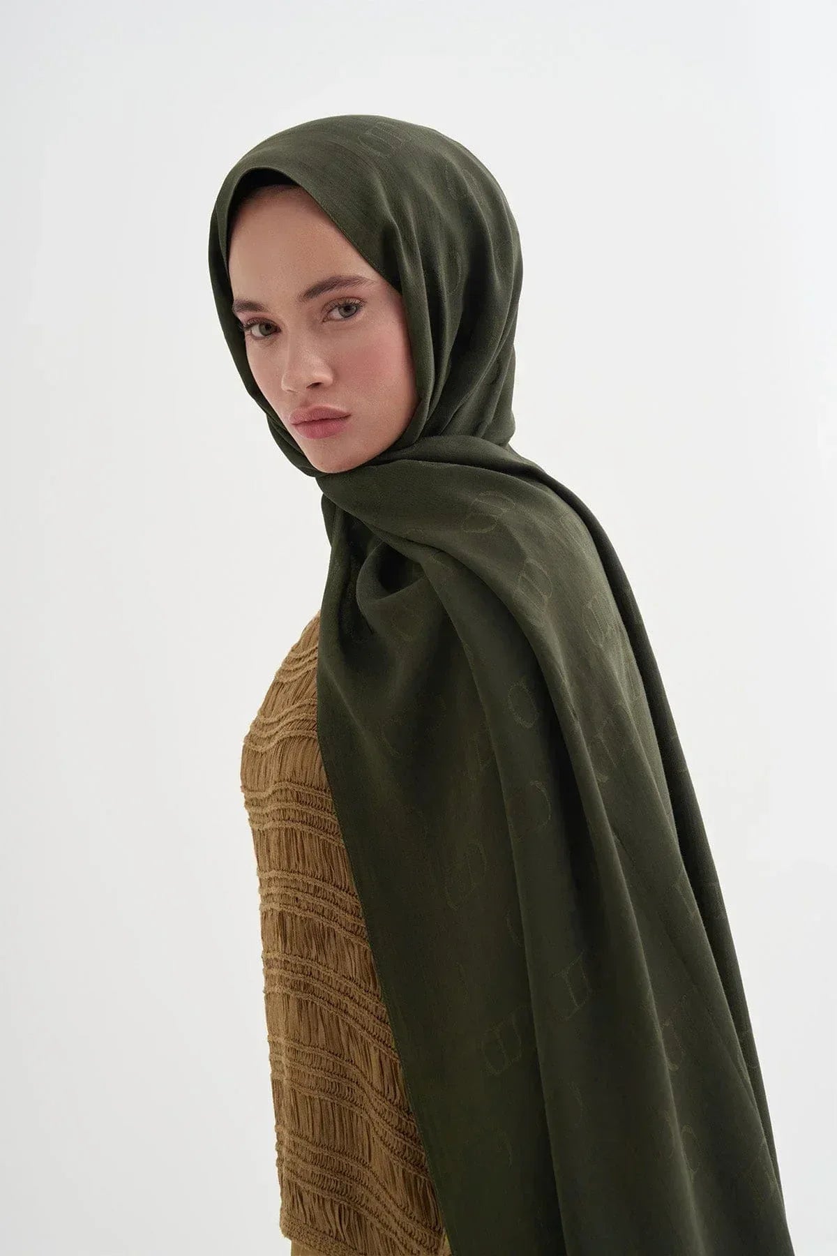 monogram-pattern-liora-cotton-scarf-forest-green-5443 - Carell Hijab