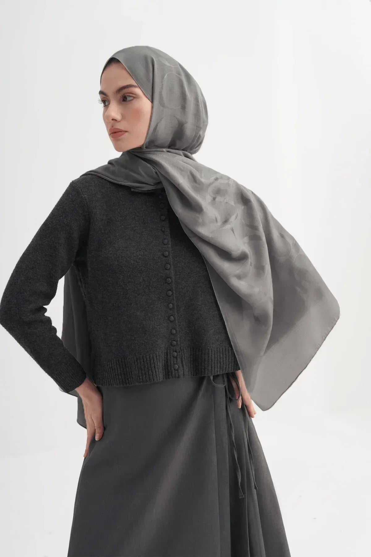 monogram-pattern-rina-viscose-scarf-anthracite-5119 - Carell Hijab