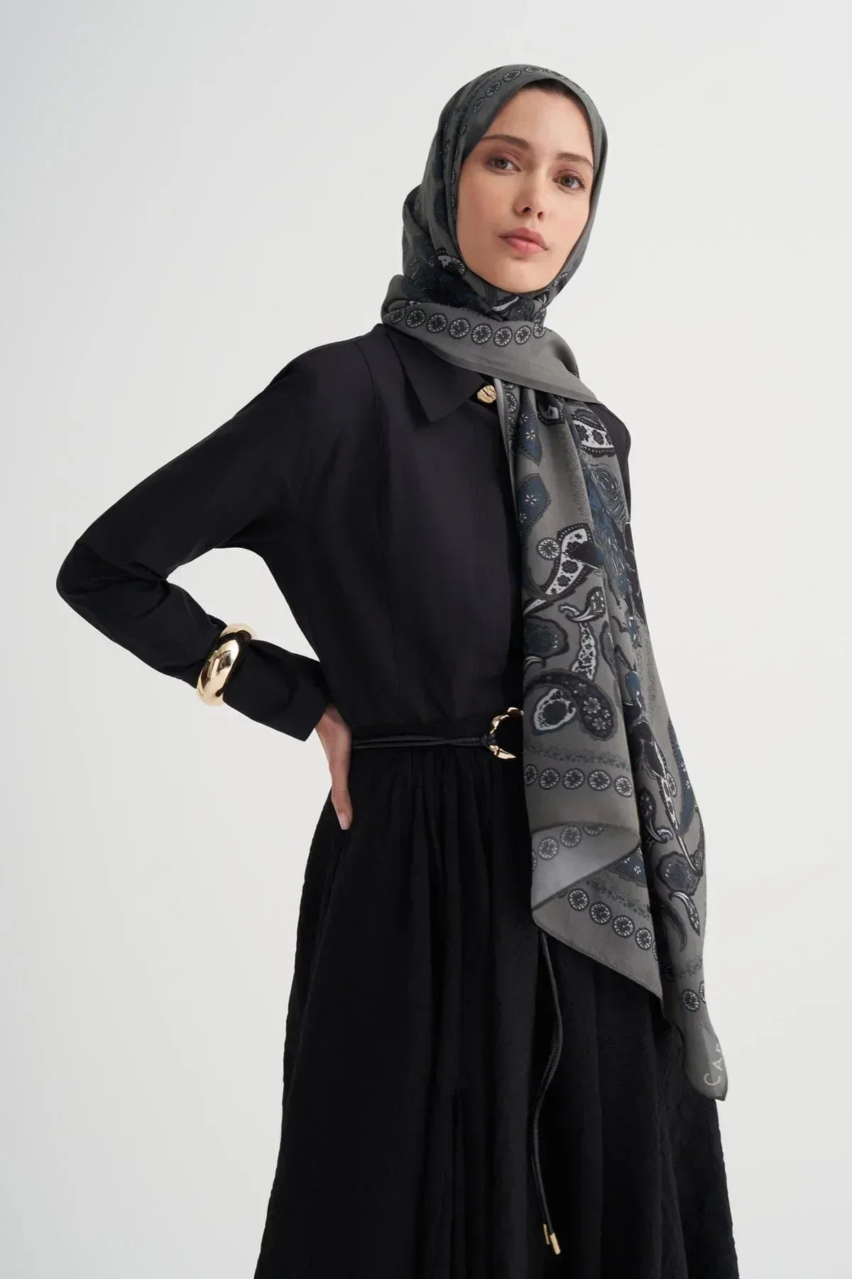 moon-monogram-viscose-scarf-anthracite-5375 - Carell Hijab