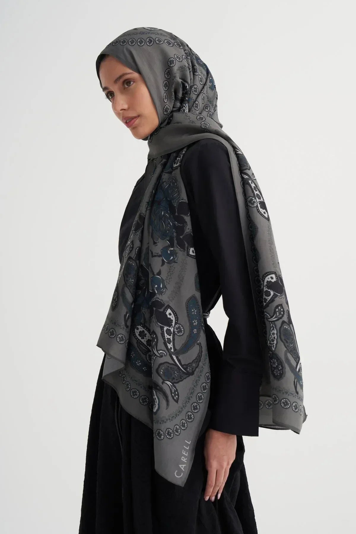 moon-monogram-viscose-scarf-anthracite-5376 - Carell Hijab
