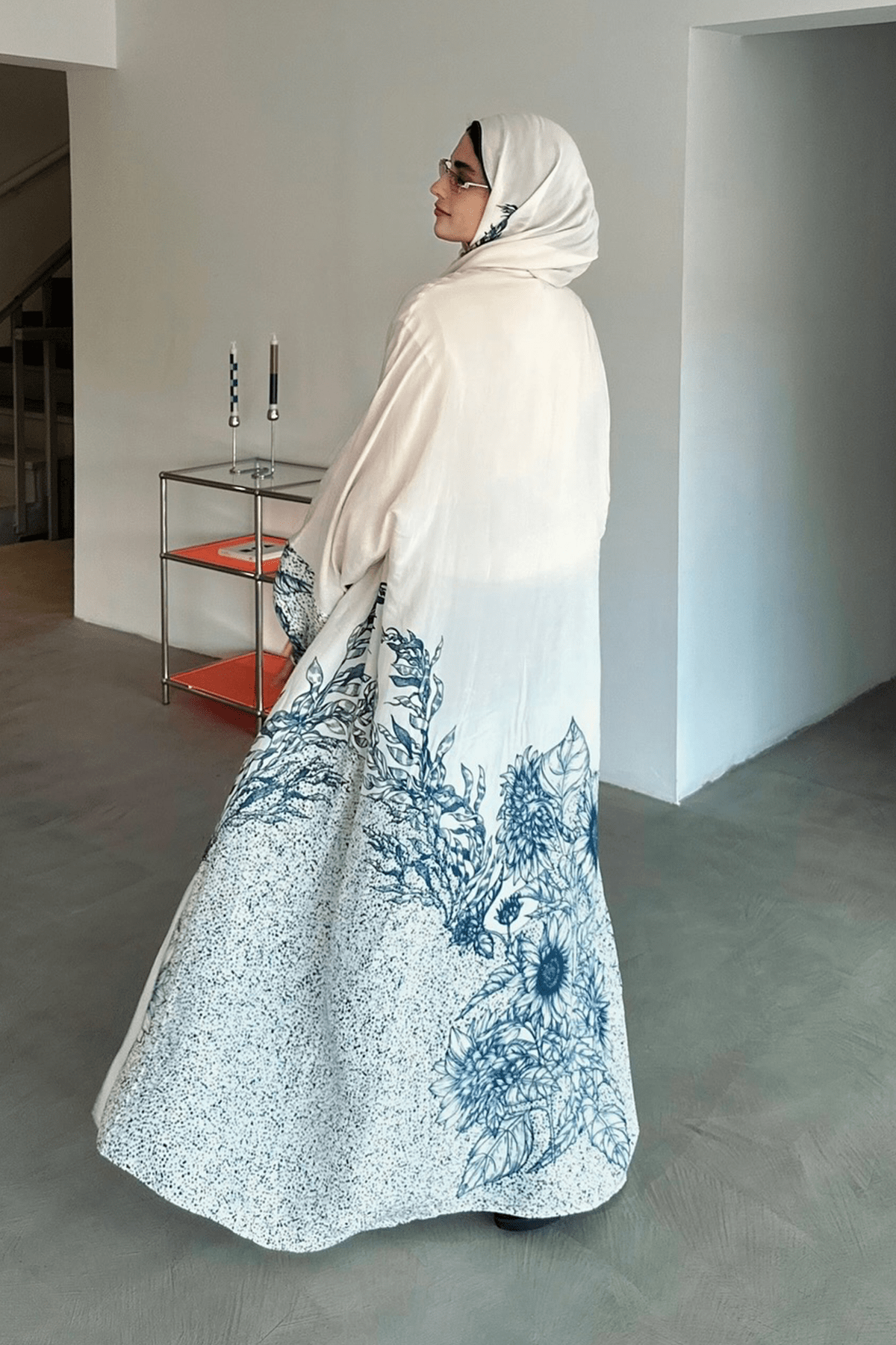 navy-viscose-abaya-cream-332.png