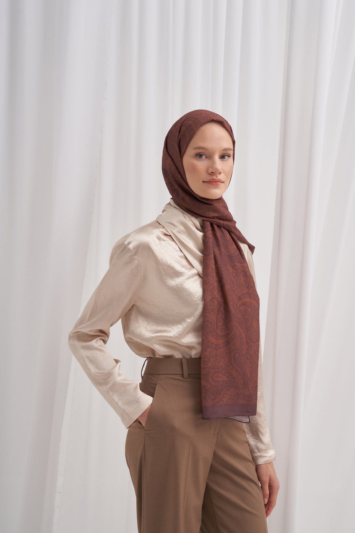 Ocean Nilla Cotton Scarf Taupe