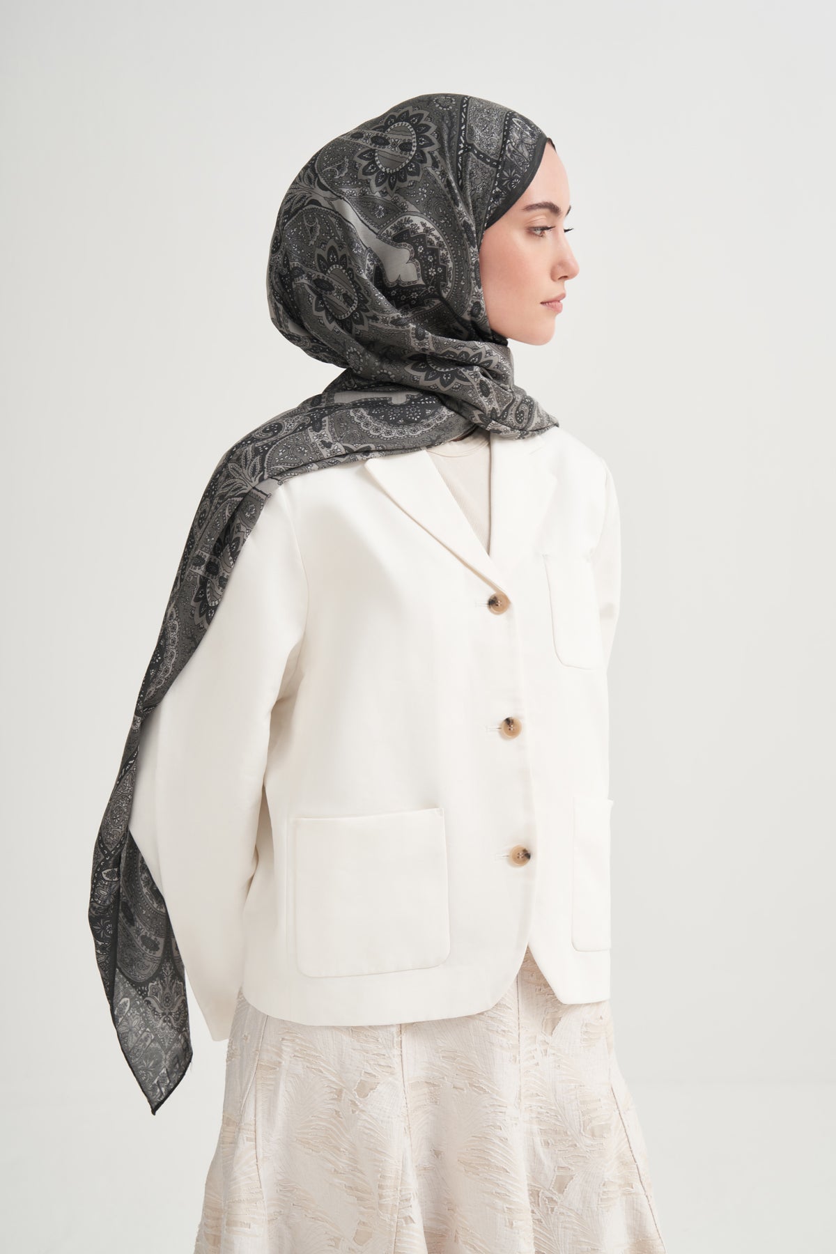 Olea Incira Viscose Scarf Anthracite