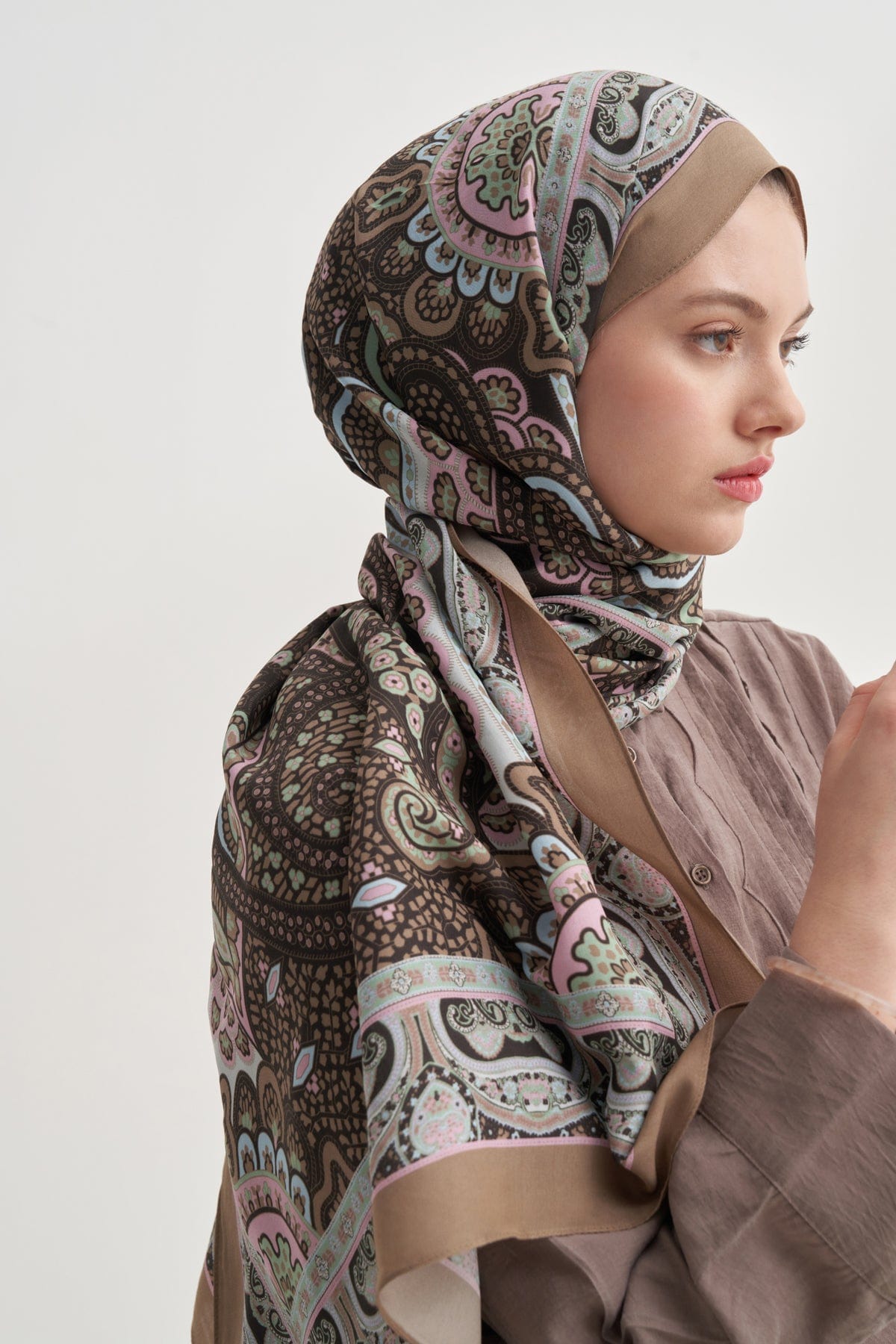 olea-nilla-cotton-scarf-mink-3376.jpg