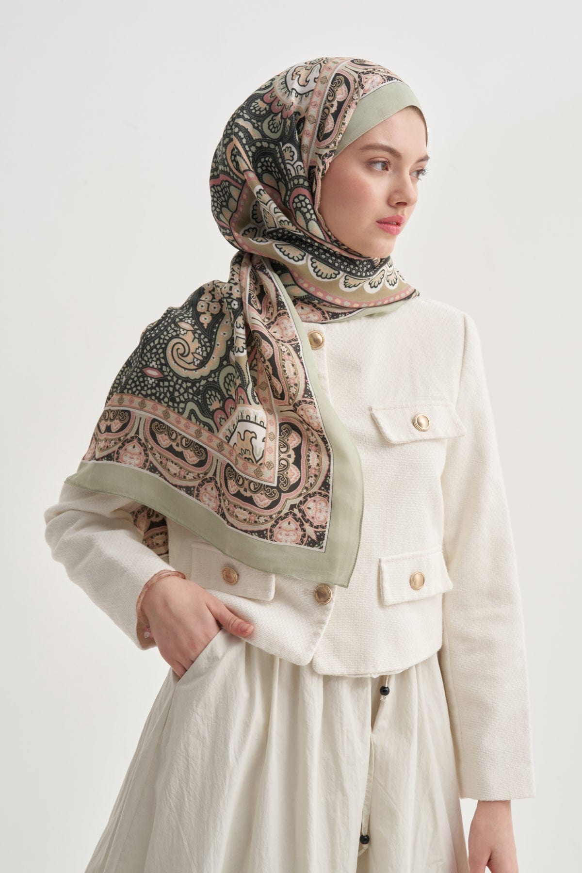 olea-nilla-cotton-scarf-soft-green-3383.jpg