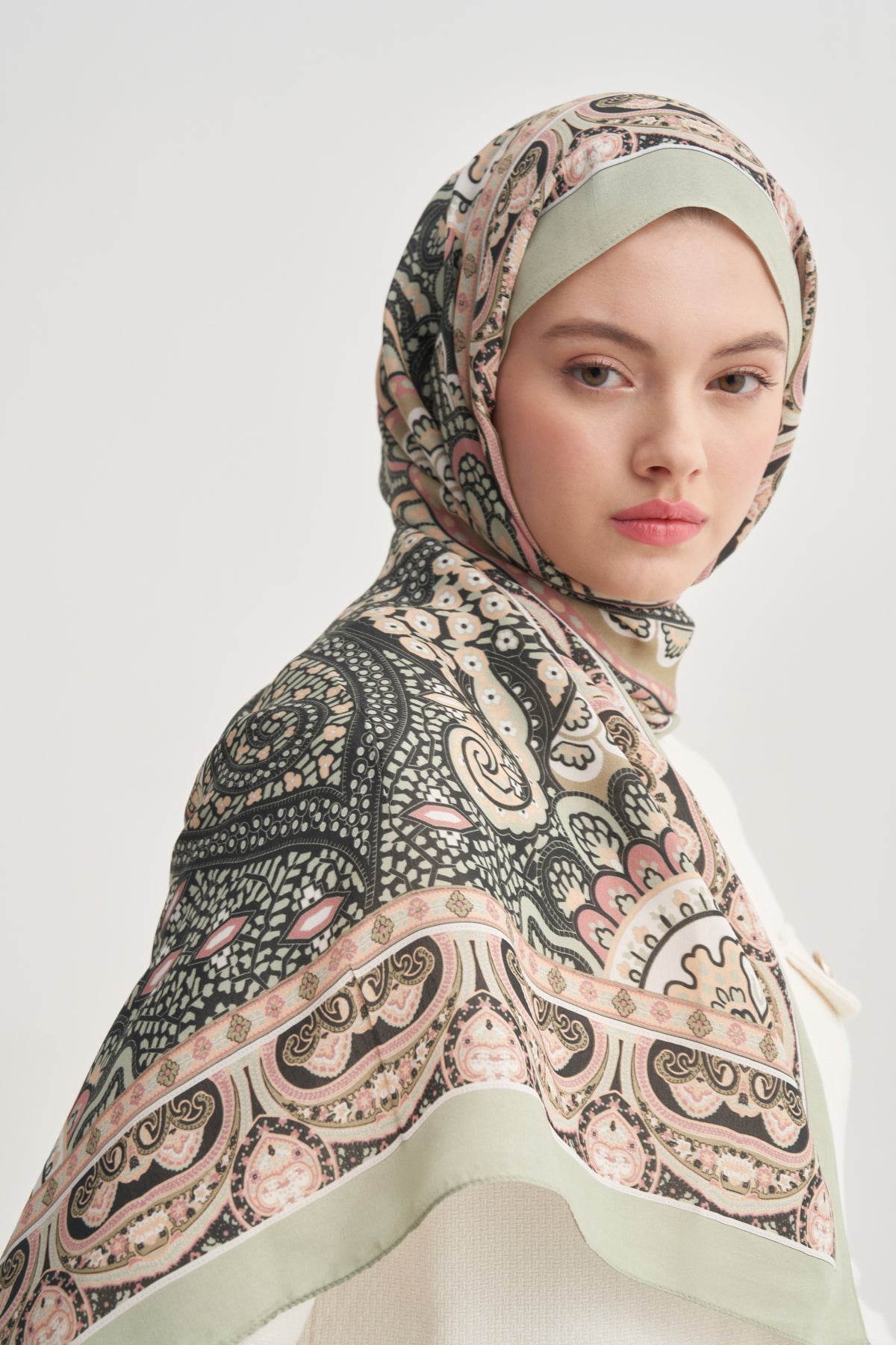 Olea Nilla Cotton Scarf Soft Green