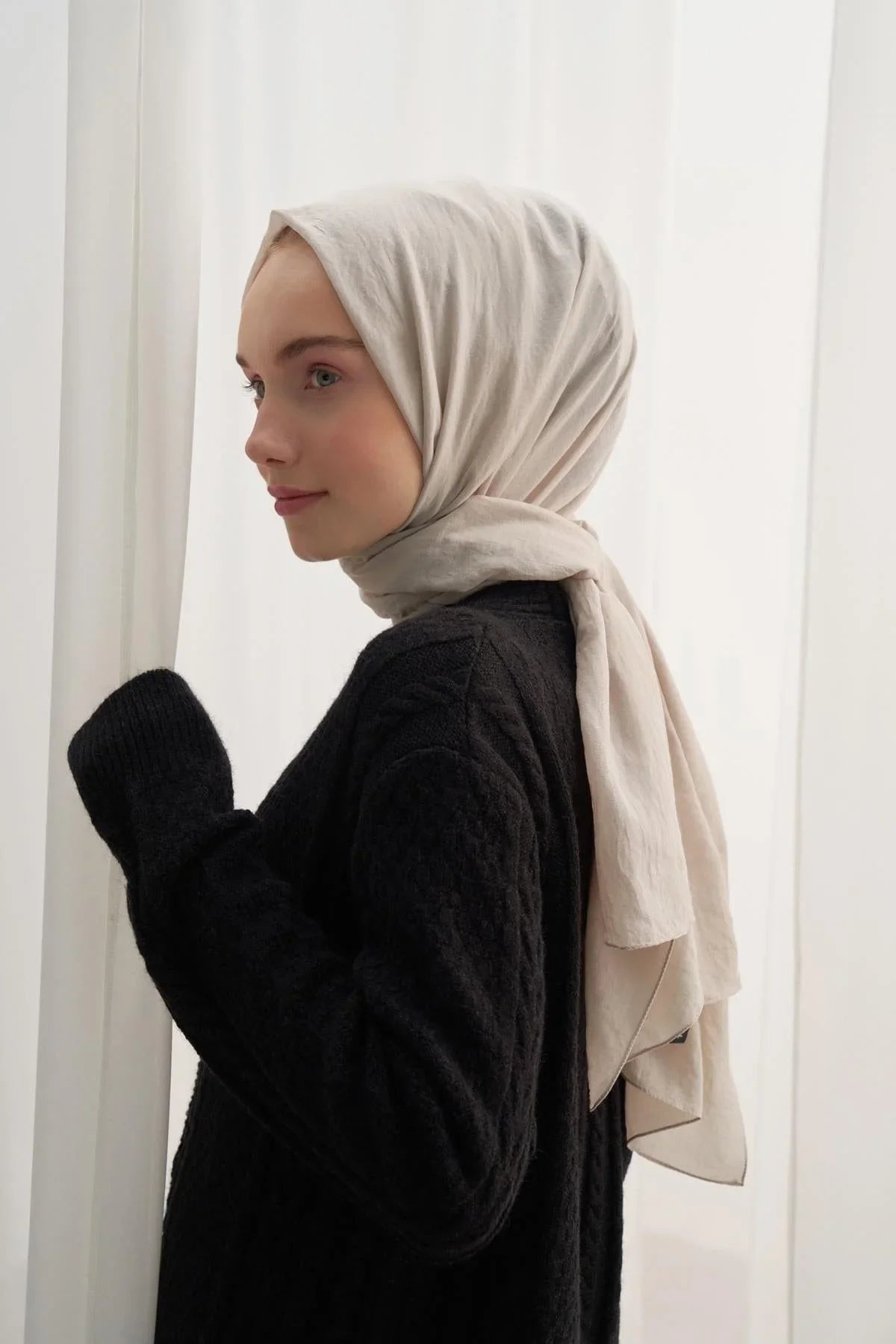 organic-cotton-crinkle-scarf-beige-2028.jpg
