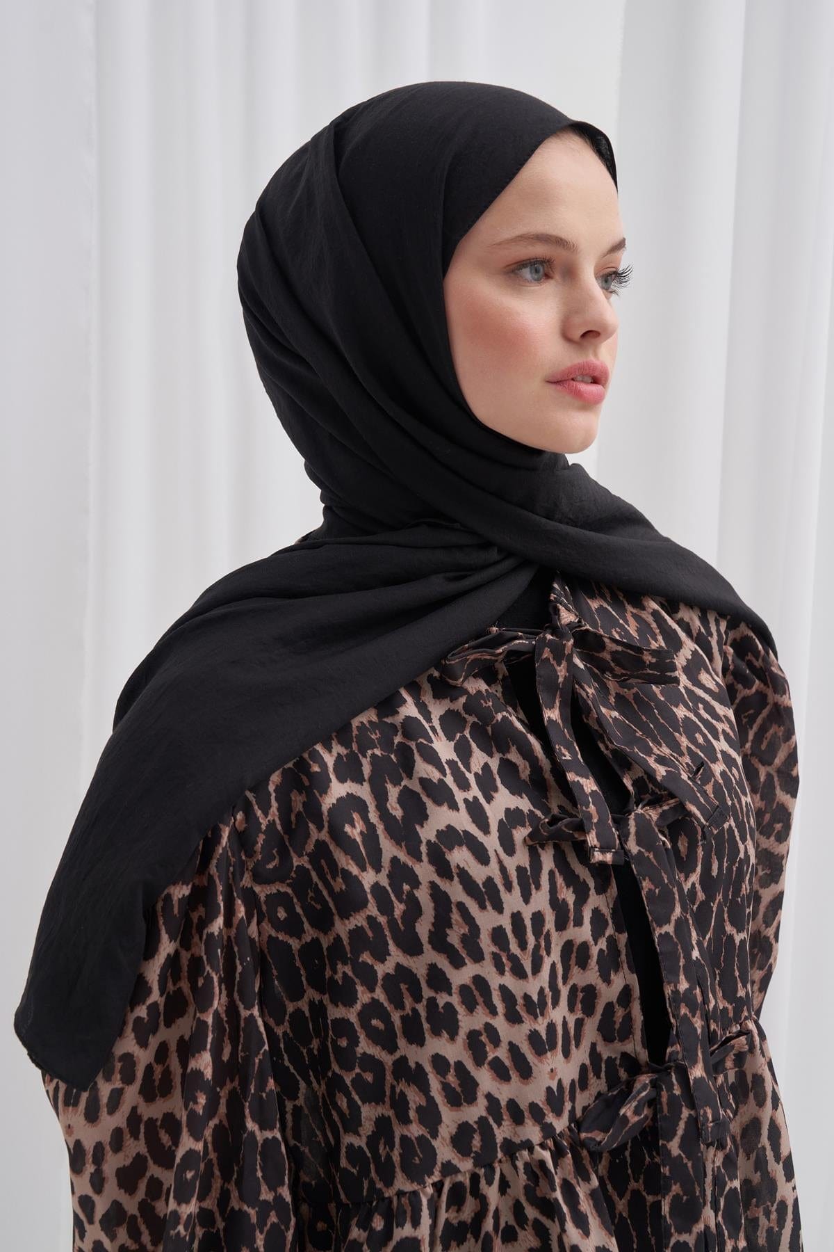Organic Cotton Crinkle Scarf Black