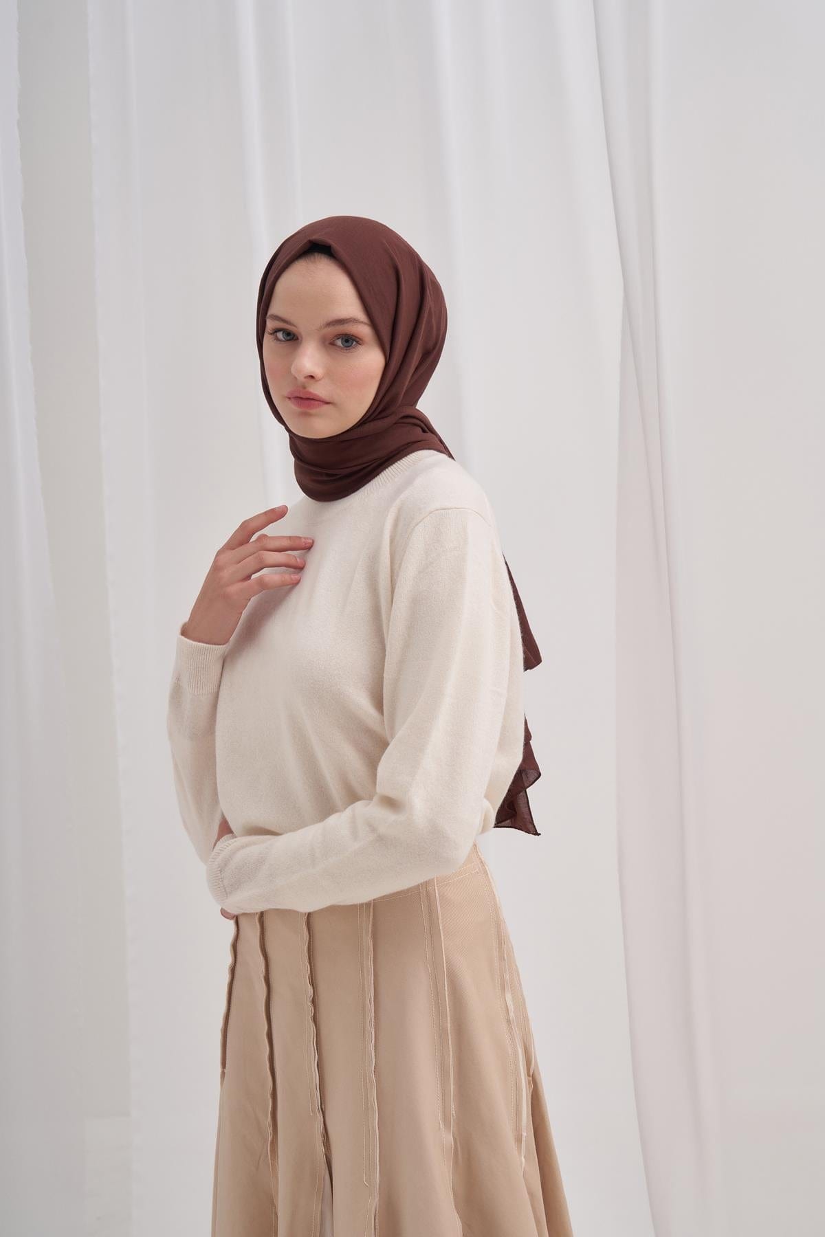 Organic Cotton Crinkle Scarf Dark Brown