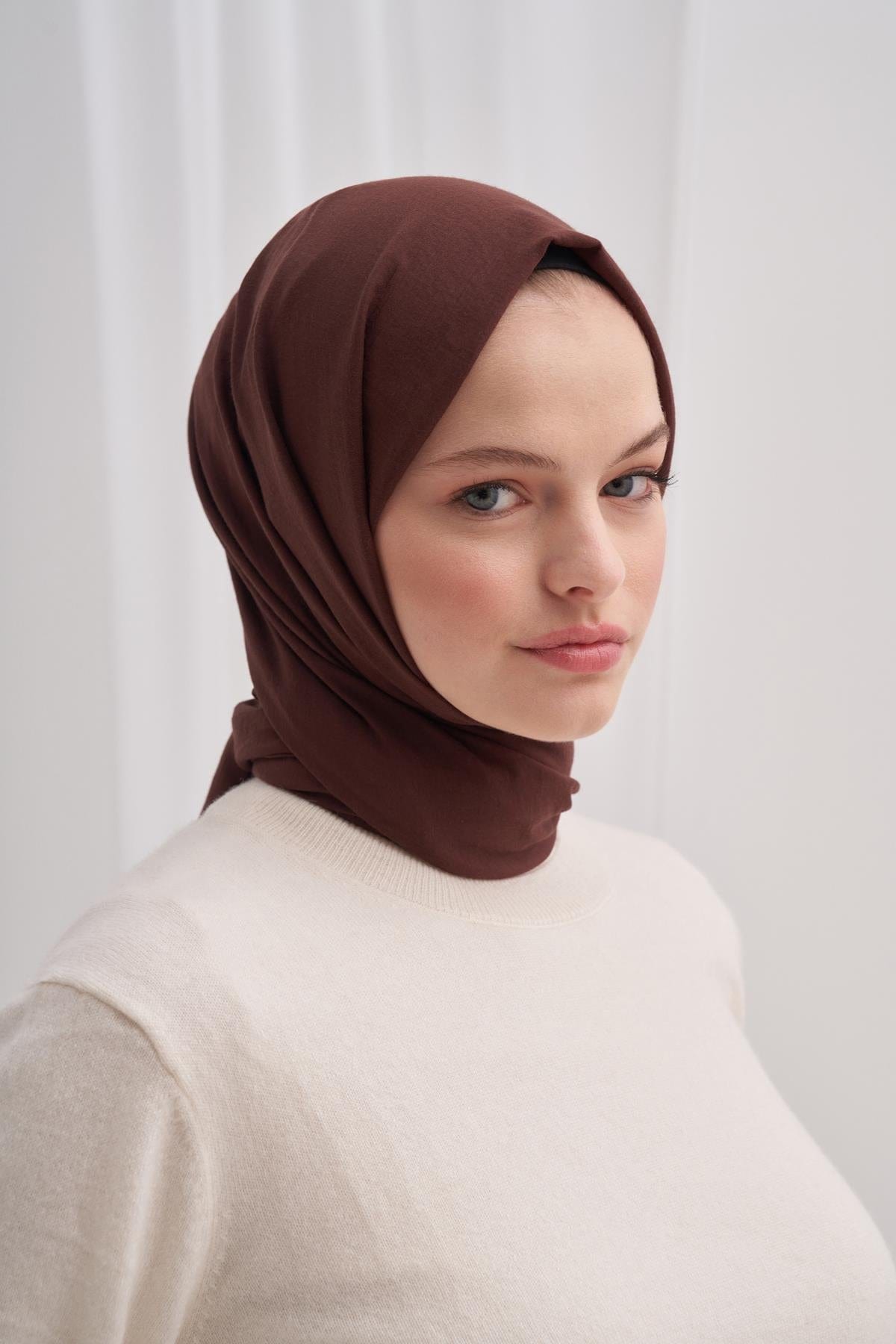 Organic Cotton Crinkle Scarf Dark Brown