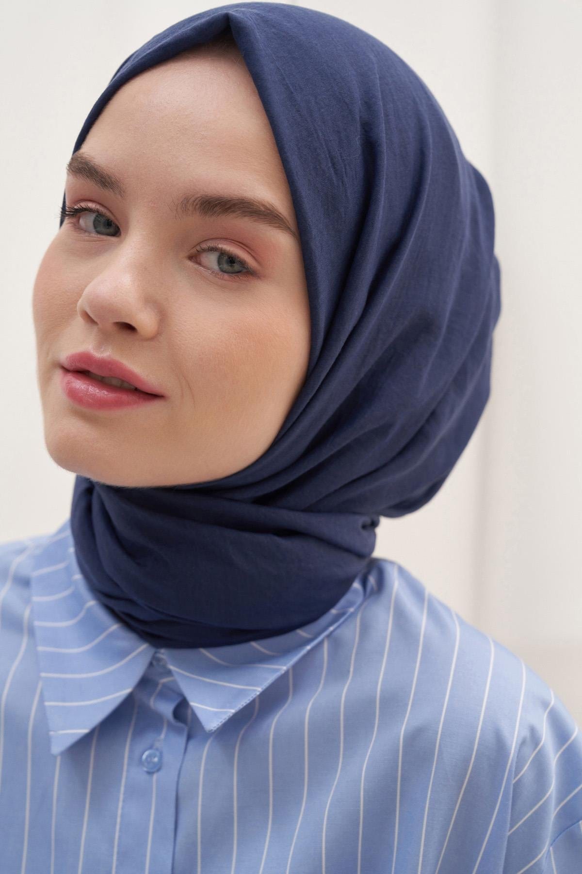 Organic Cotton Crinkle Scarf Dark Navy