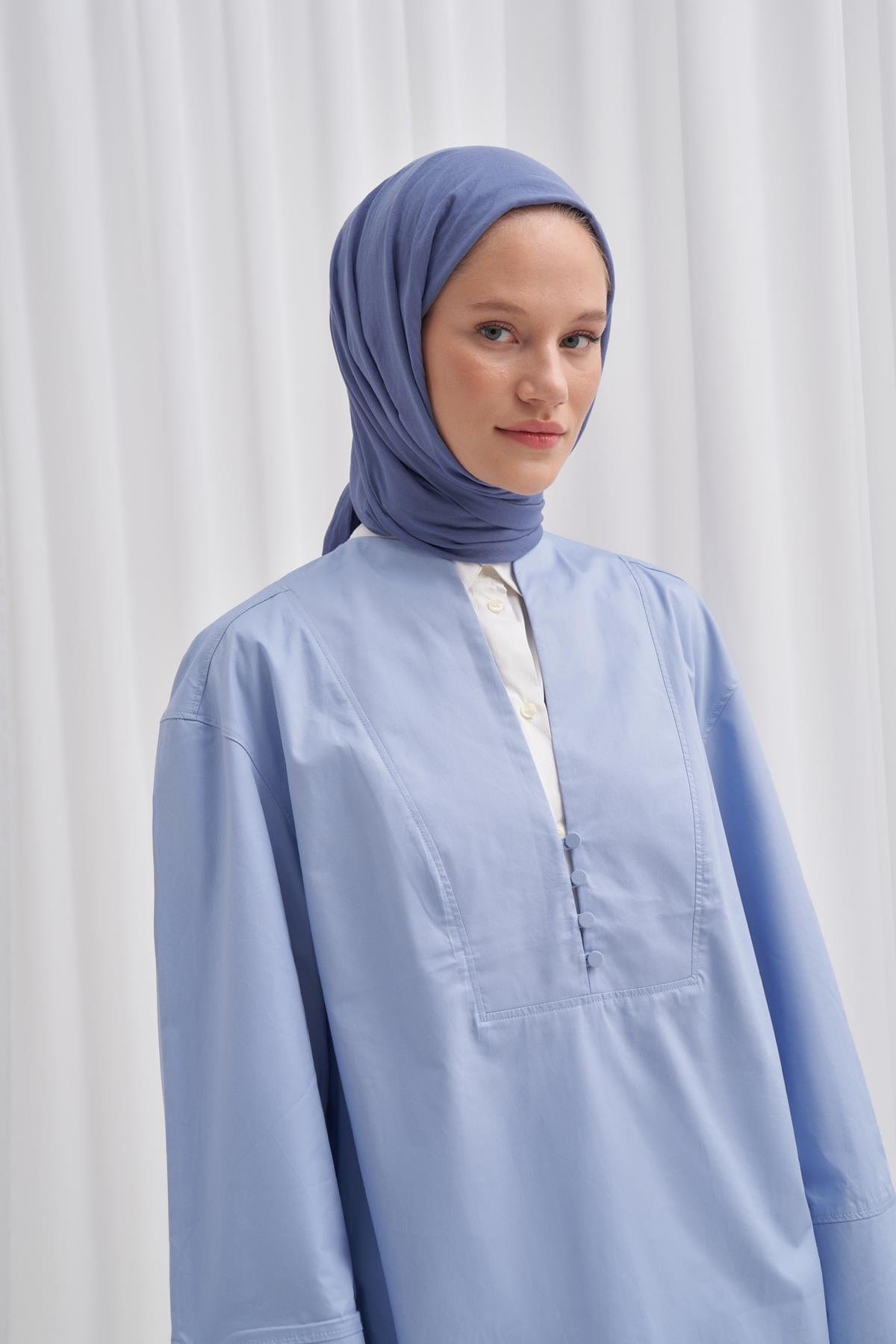 organic-cotton-crinkle-scarf-denim-blue-1968.jpg