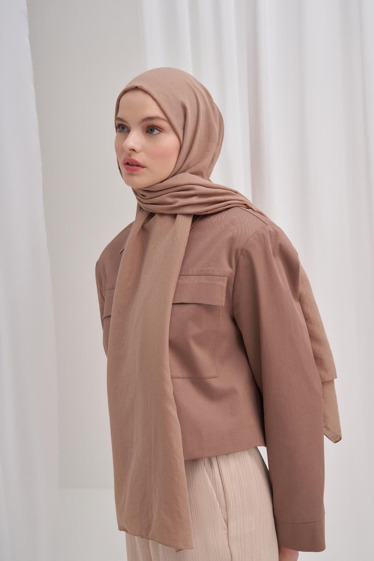 organic-cotton-crinkle-scarf-mink-1976.jpg