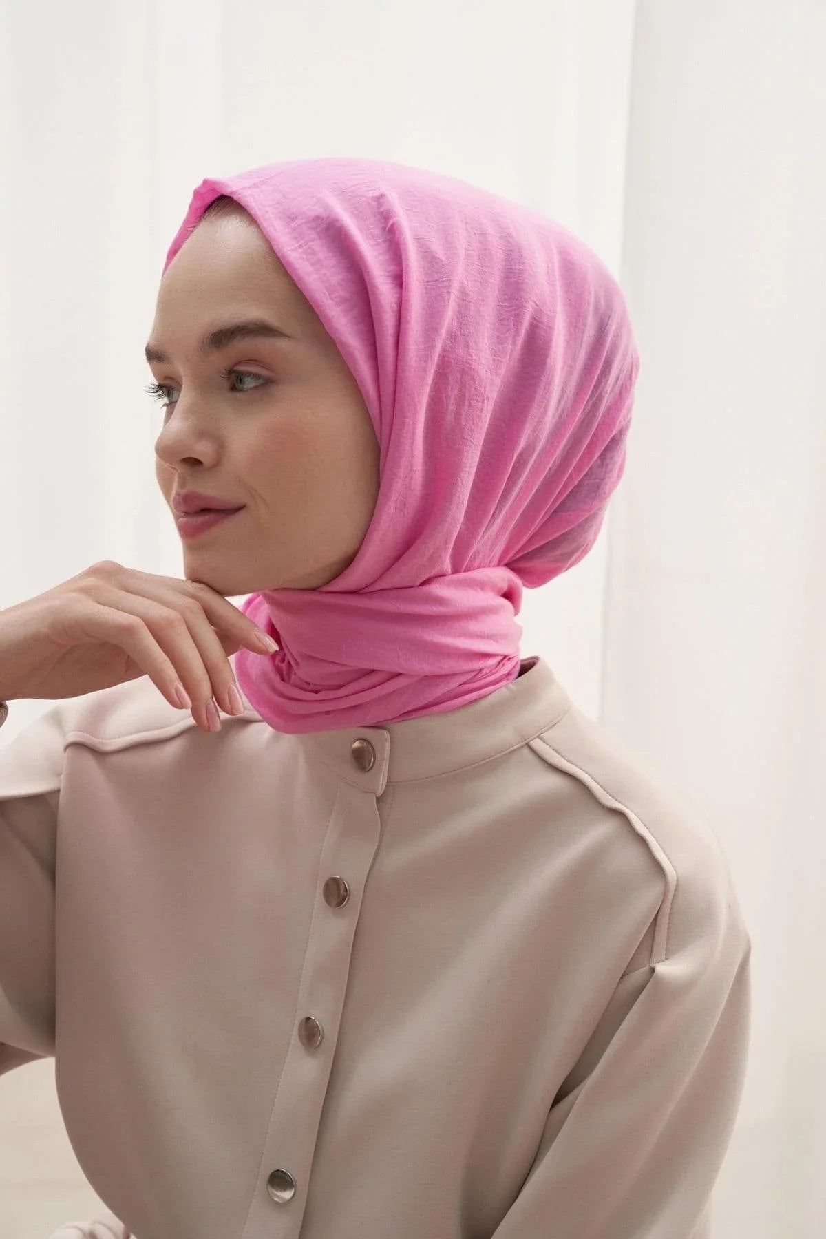 organic-cotton-crinkle-scarf-pink-2019_57407466-b8f6-4908-bcb1-7420915c74e9.jpg