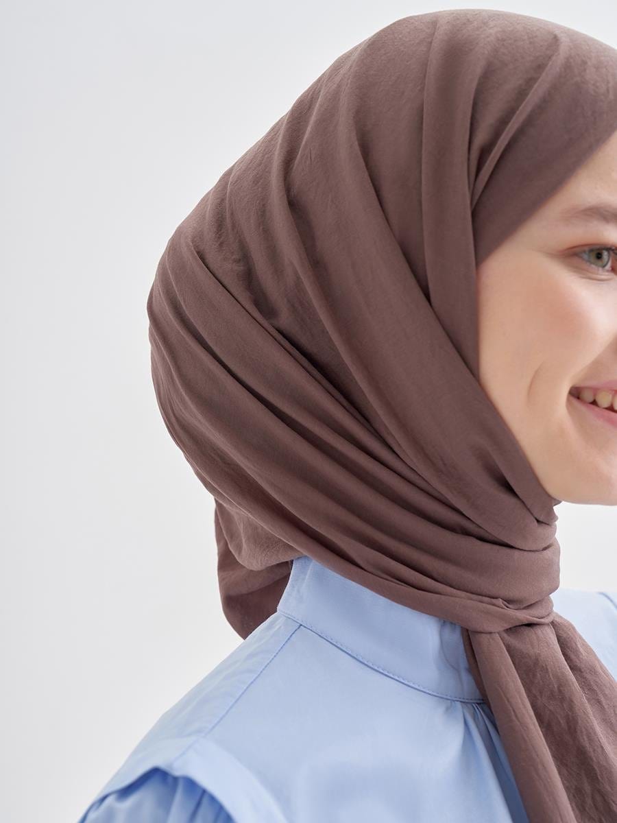 organic-cotton-crinkle-scarf-soft-brown-1993.jpg