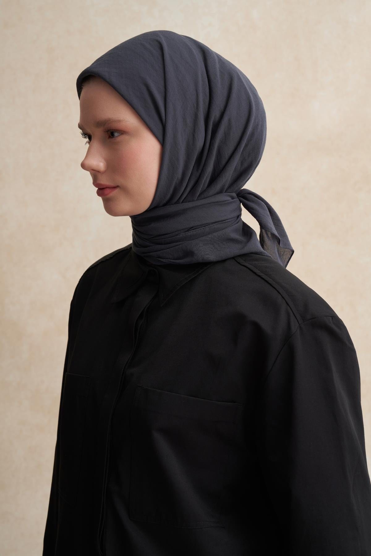 Organic Cotton Crinkle Square Scarf Anthracite