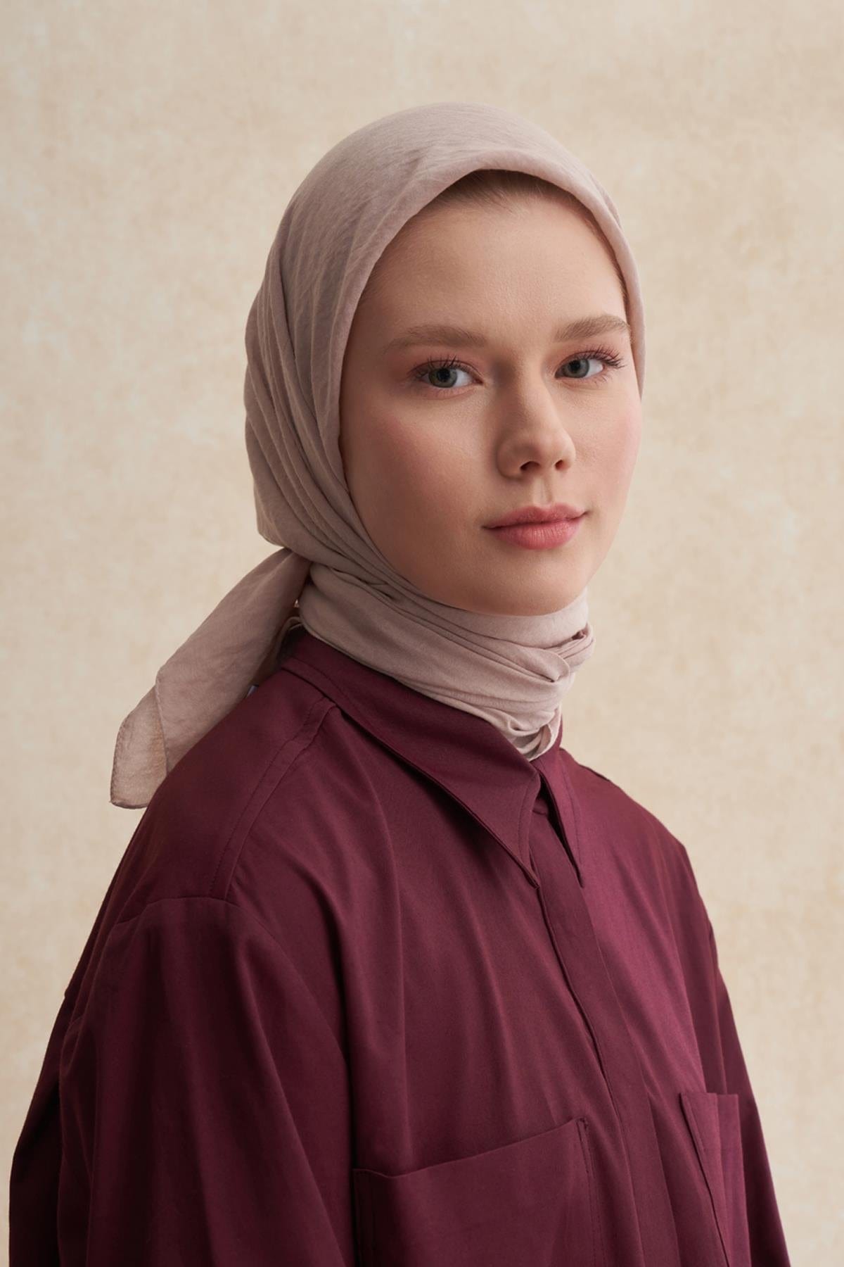 Organic Cotton Crinkle Square Scarf Cream