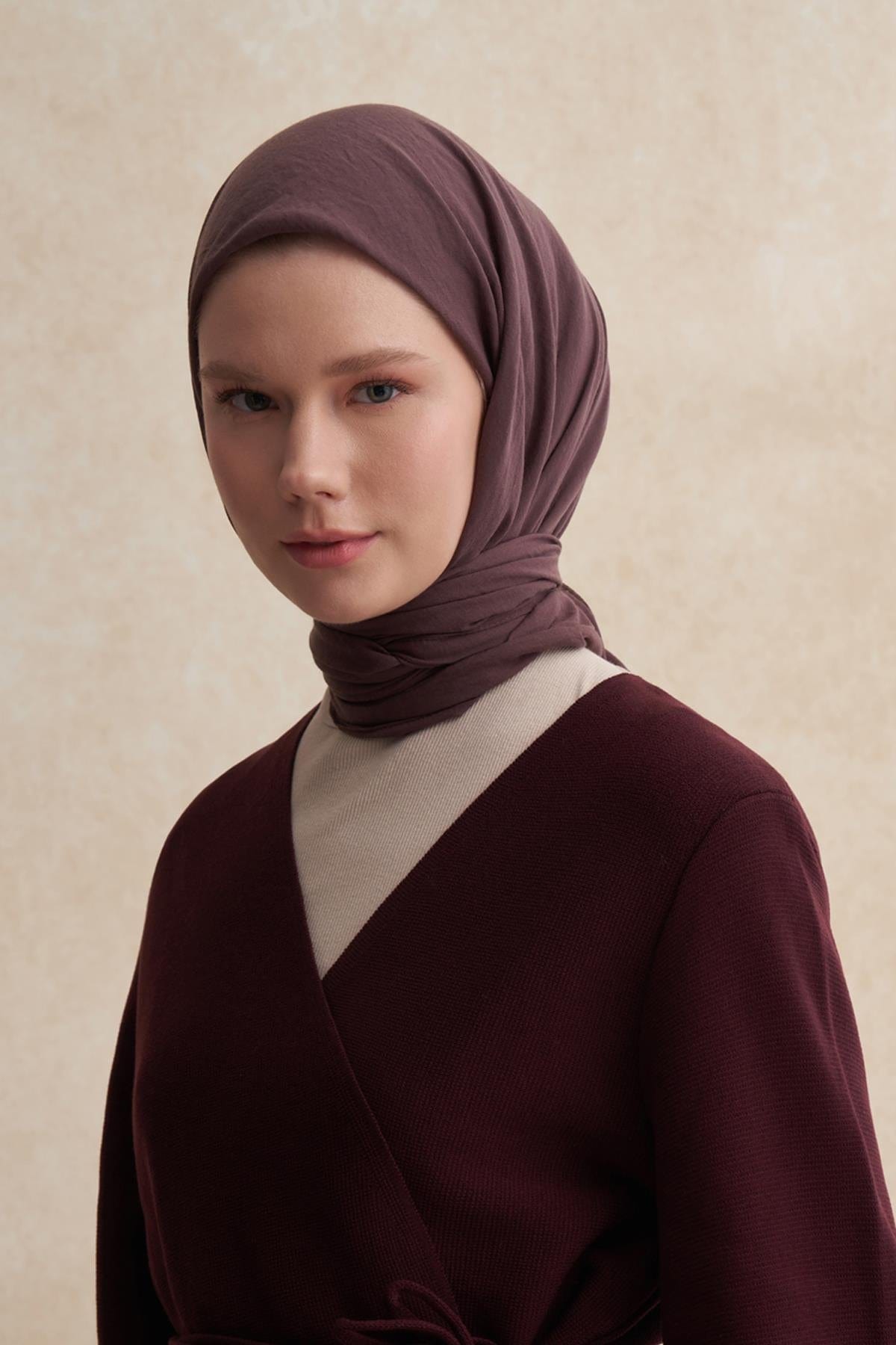 organic-cotton-crinkle-square-scarf-dark-rose-1863.jpg