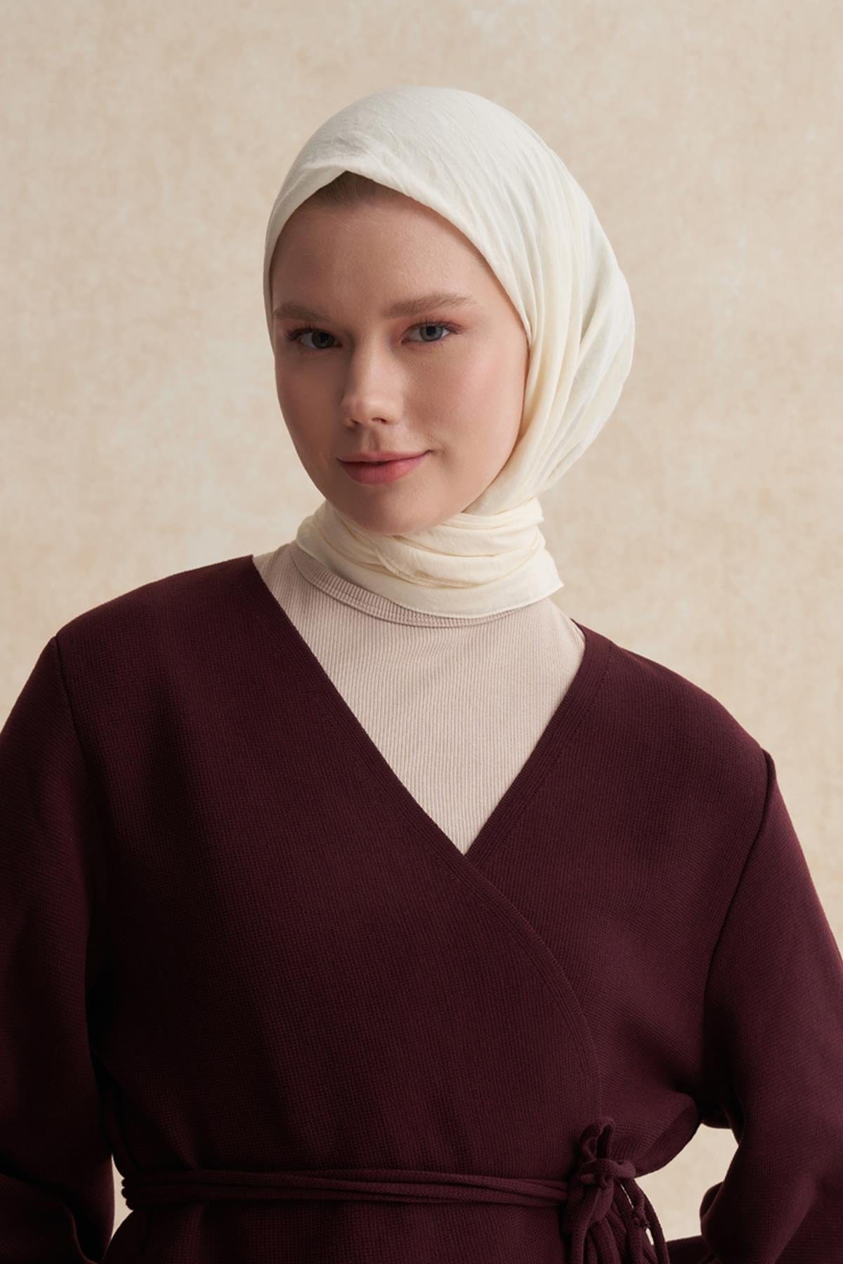 Organic Cotton Crinkle Square Scarf Pearl