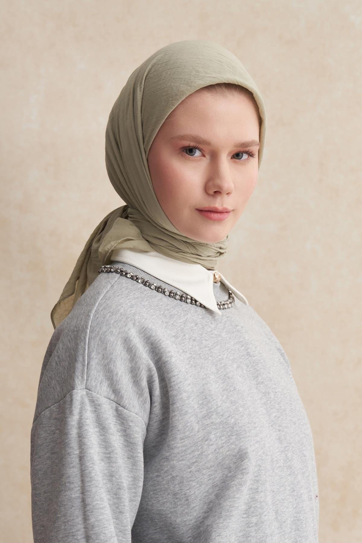 organic-cotton-crinkle-square-scarf-soft-green-1839.jpg