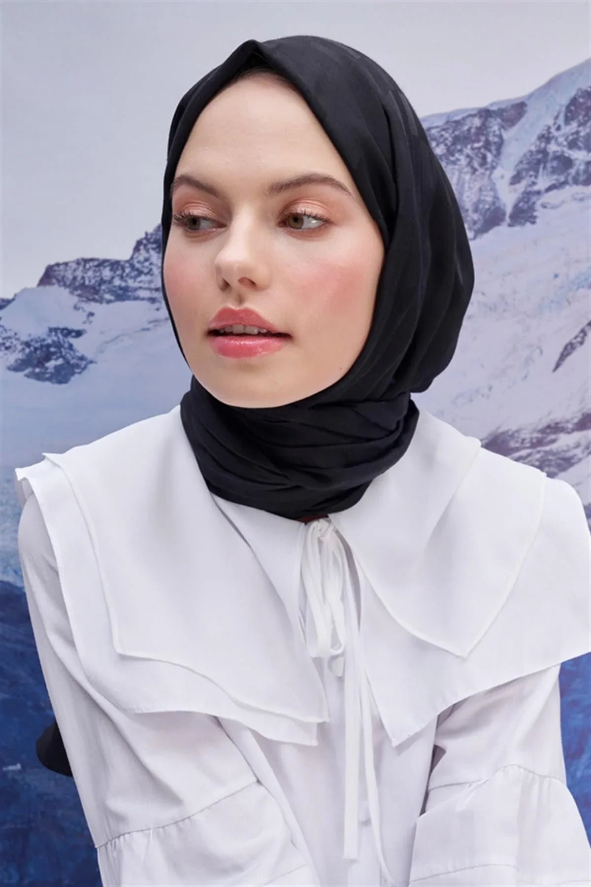 pinstripe-jacquard-italian-silk-scarf-black-2940.jpg
