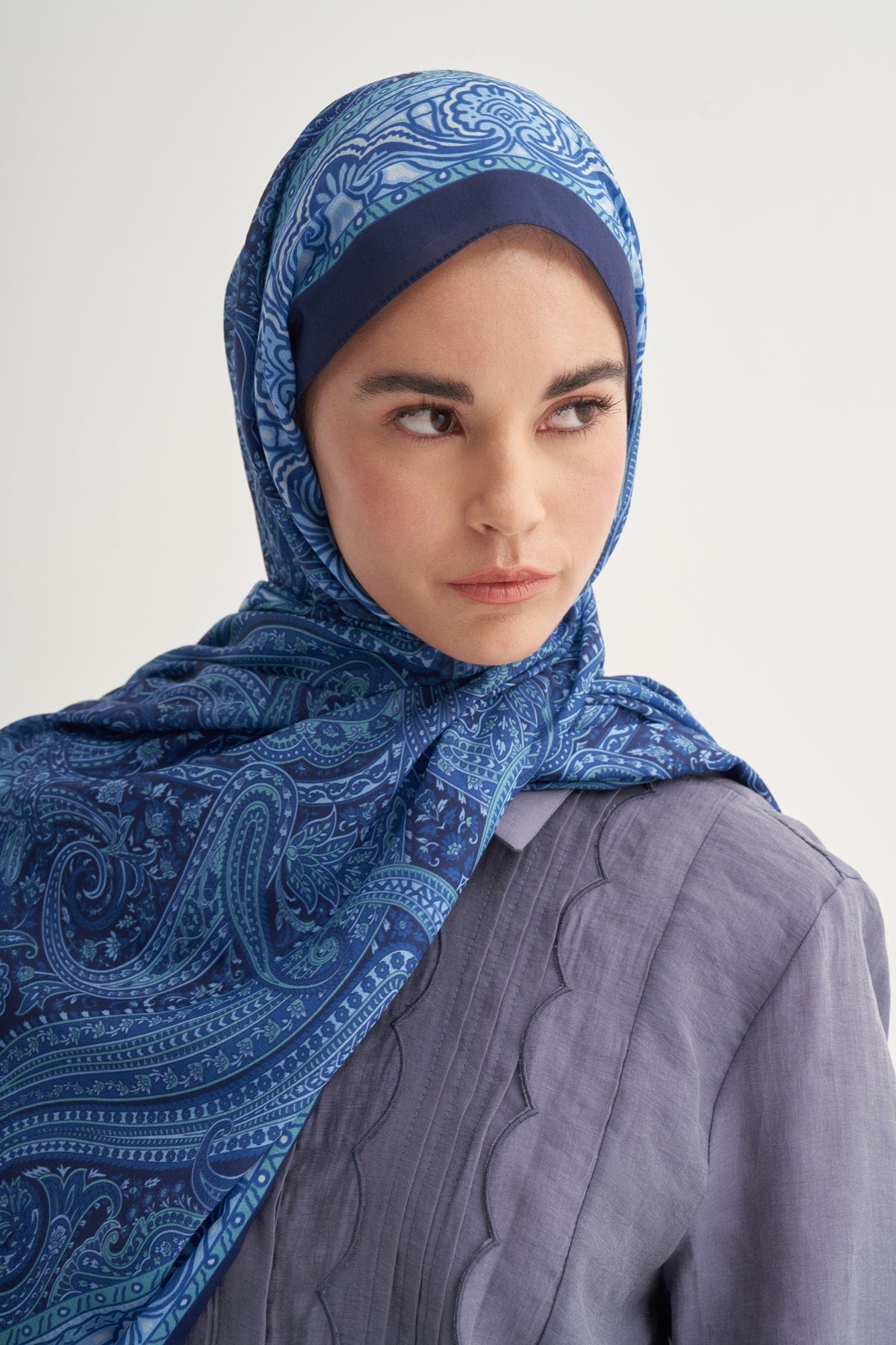 ravena-nilla-cotton-scarf-sky-blue-3469.jpg