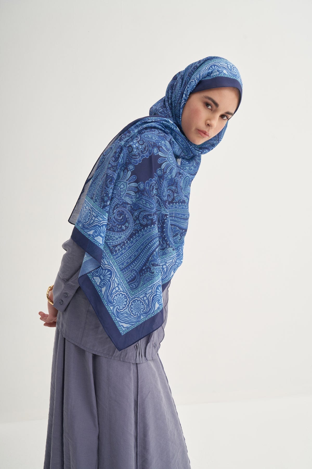 ravena-nilla-cotton-scarf-sky-blue-3470.jpg