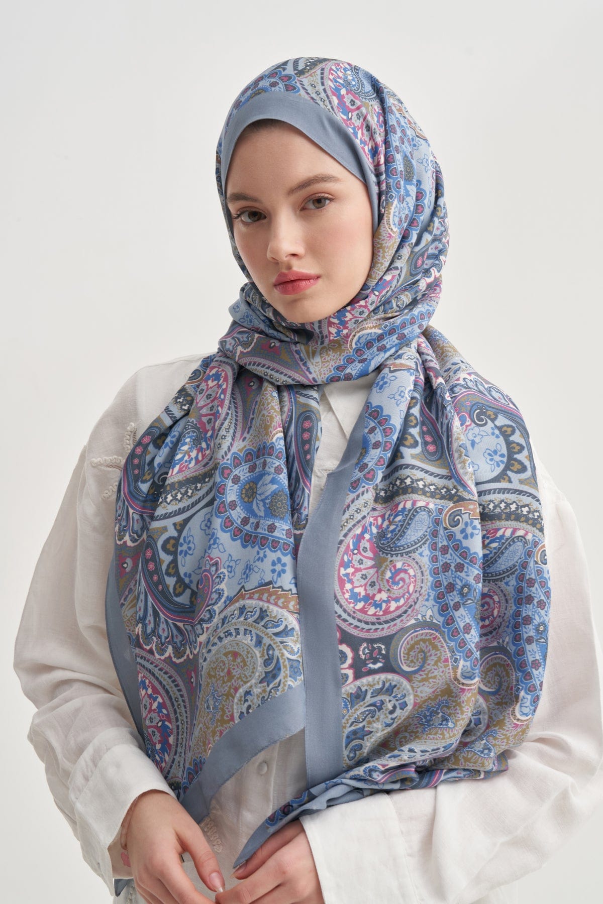 rosella-nilla-cotton-scarf-sky-blue-3428_f2415e34-dd01-499d-829b-8ef01ed8958e.jpg