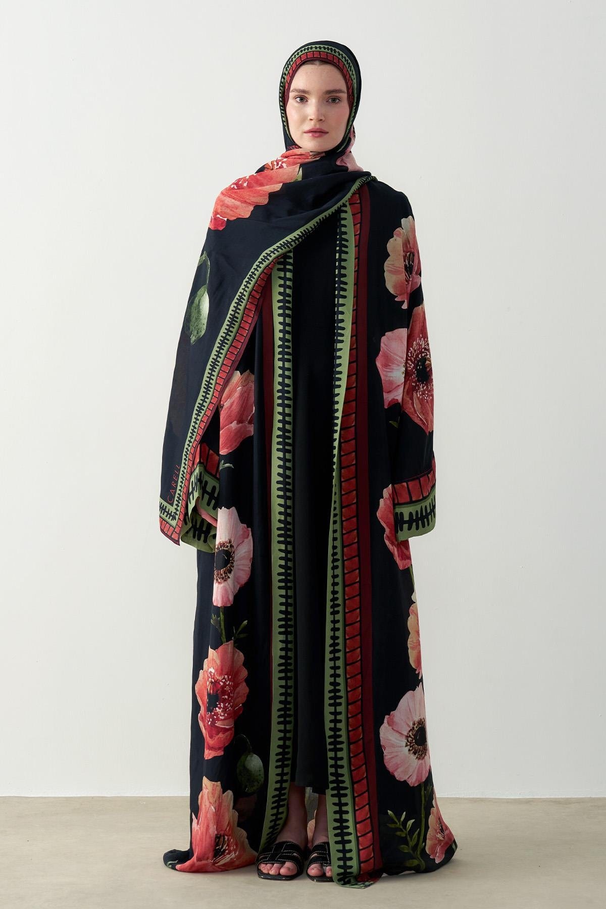 Roselle Viscose Abaya Black